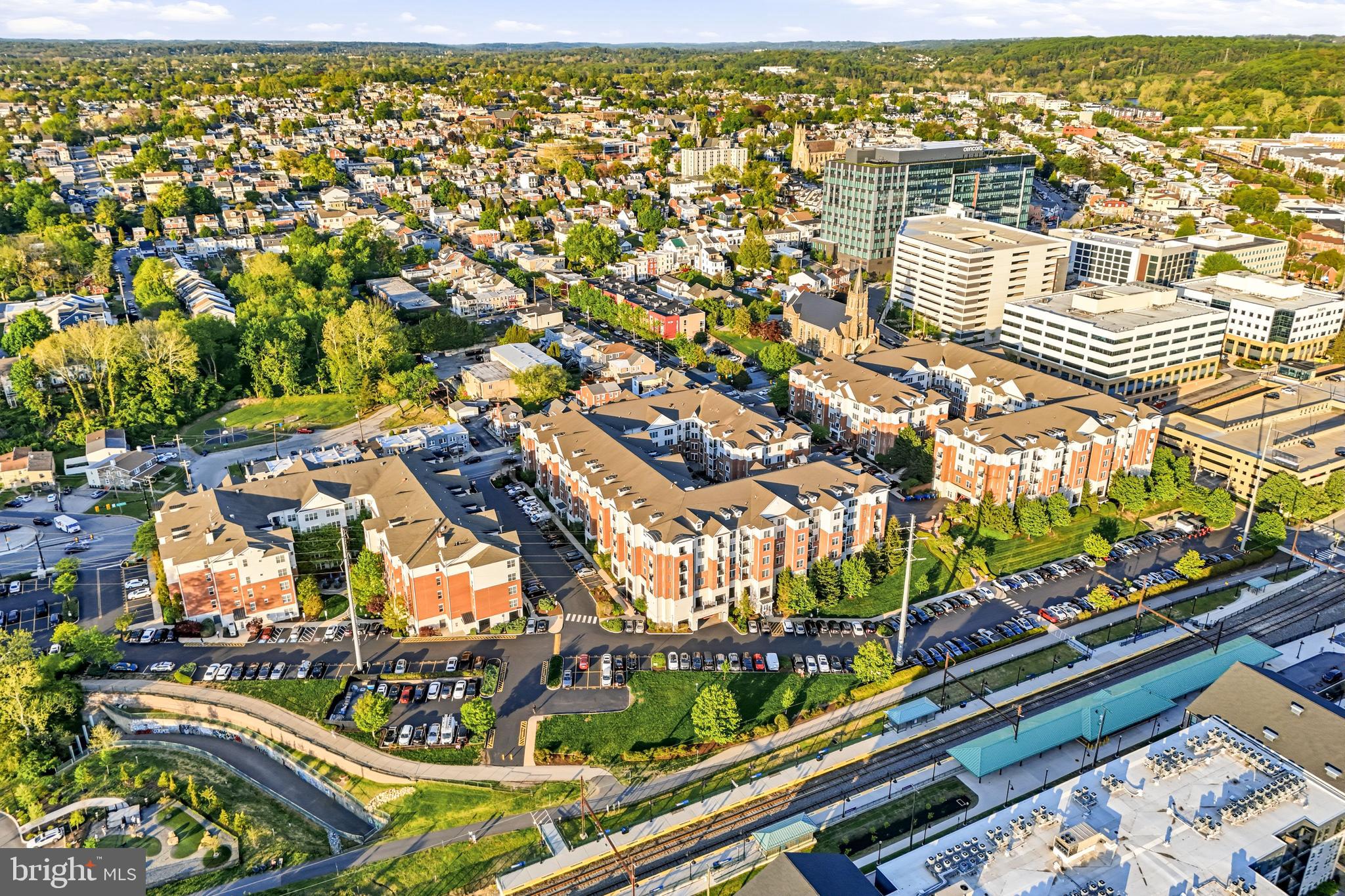 THE GRANDE AT RIVERVIEW - Residential