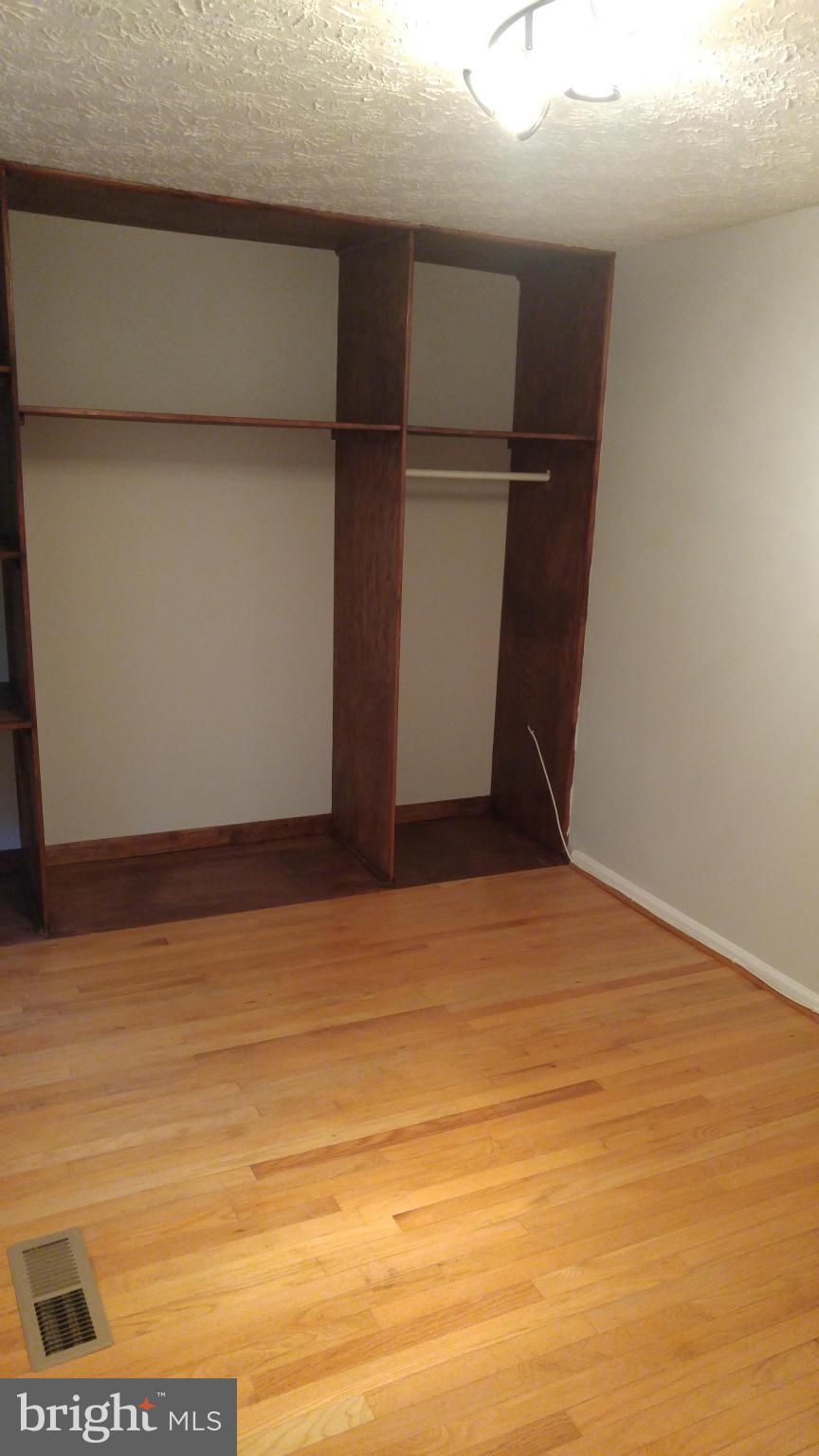 LAKEFORD - Residential Lease