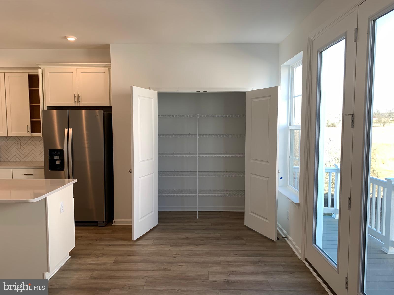 LOFTS AT CREEKSIDE - Residential Lease