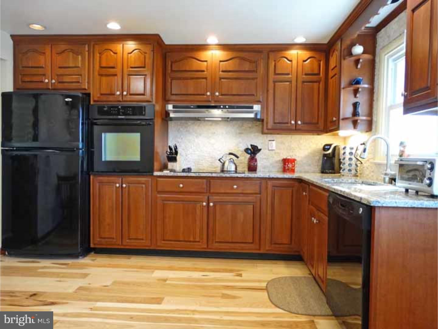 CHURCHVILLE MANOR - Residential