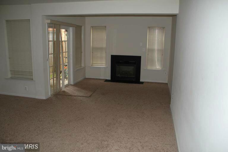 GROVE AT HUNTLEY MEADOWS - Residential Lease