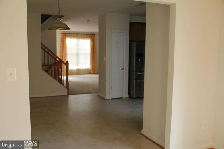 GROVE AT HUNTLEY MEADOWS - Residential Lease