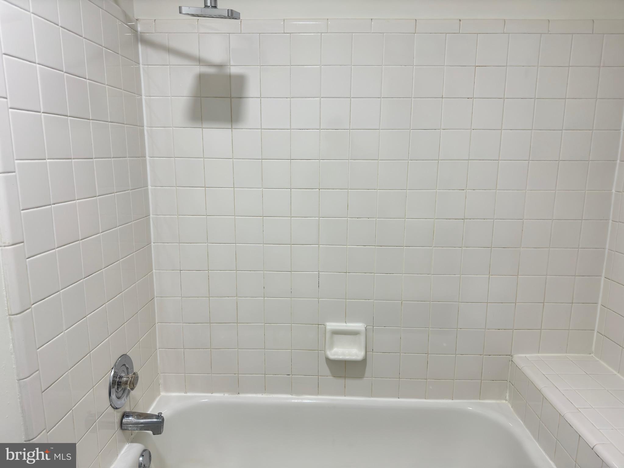 SPRING GARDEN - Residential Lease