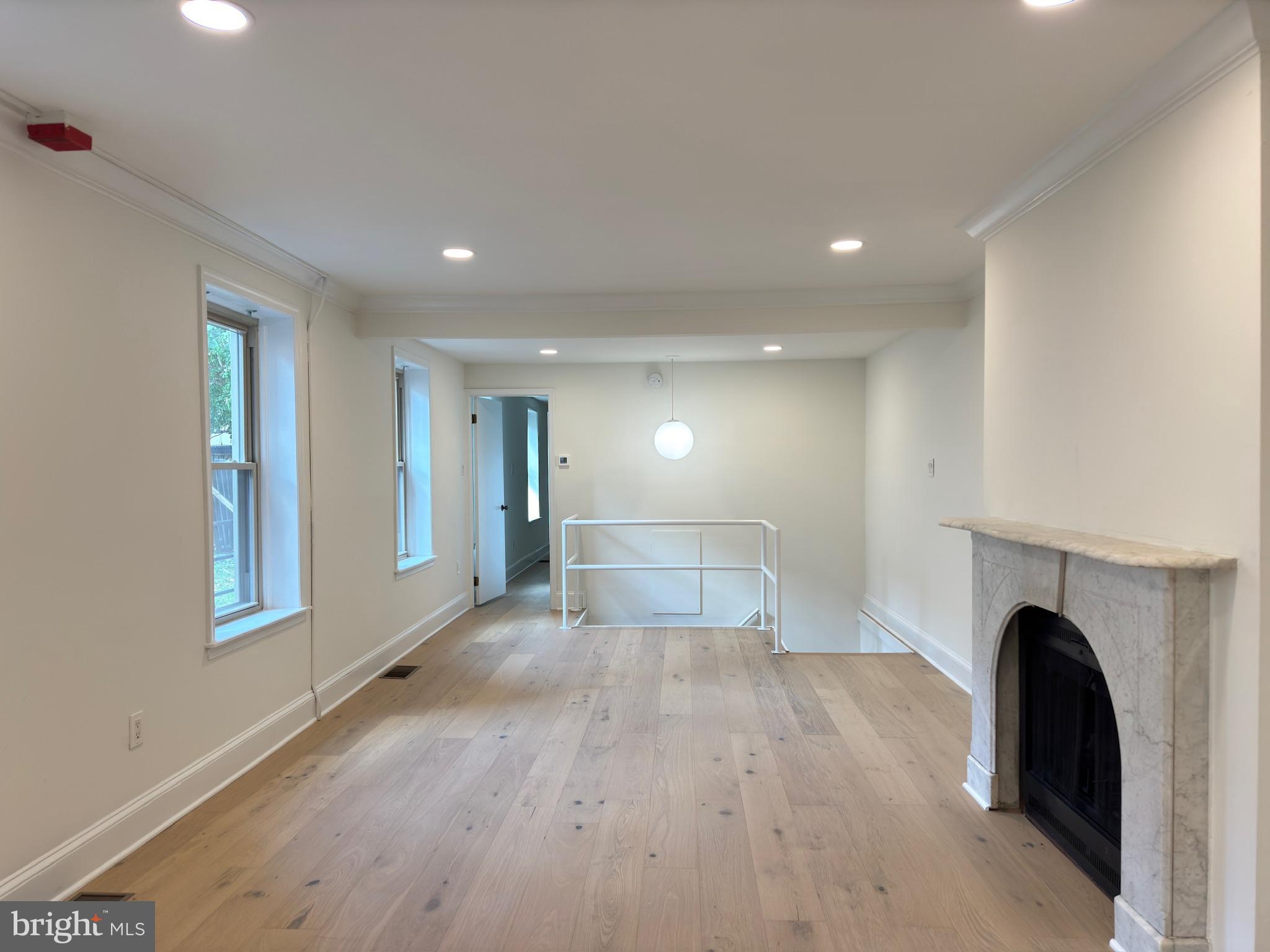 SPRING GARDEN - Residential Lease