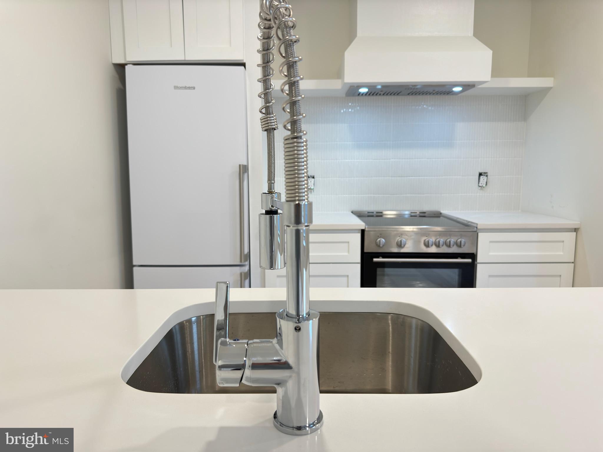 SPRING GARDEN - Residential Lease