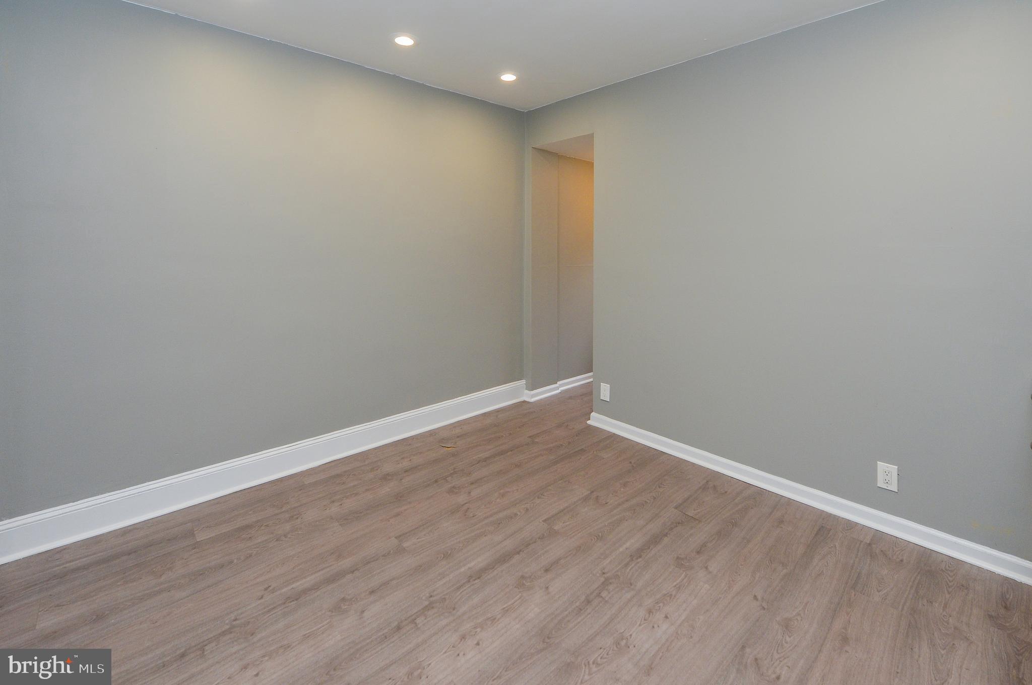 NORRIS SQUARE - Residential Lease