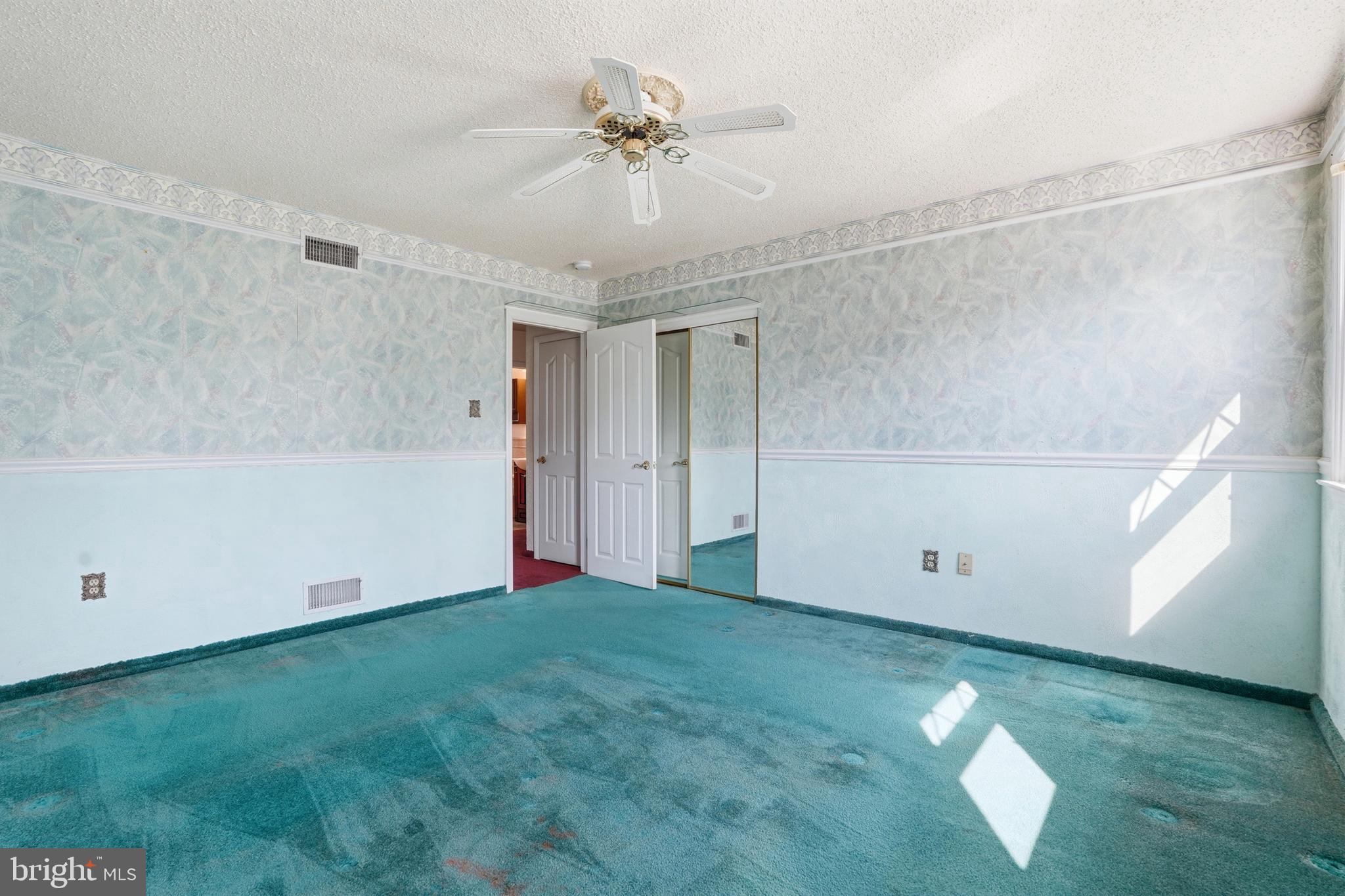 FEASTERVILLE - Residential