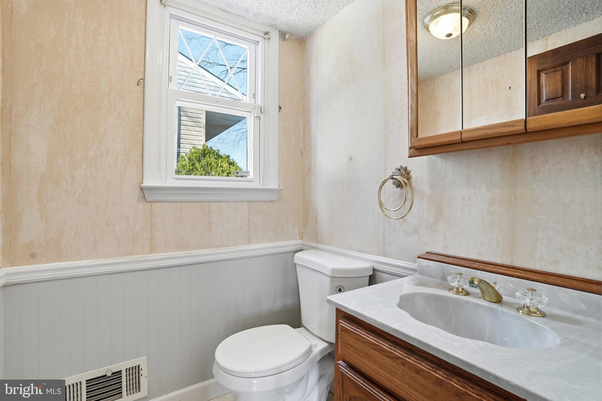 FEASTERVILLE - Residential