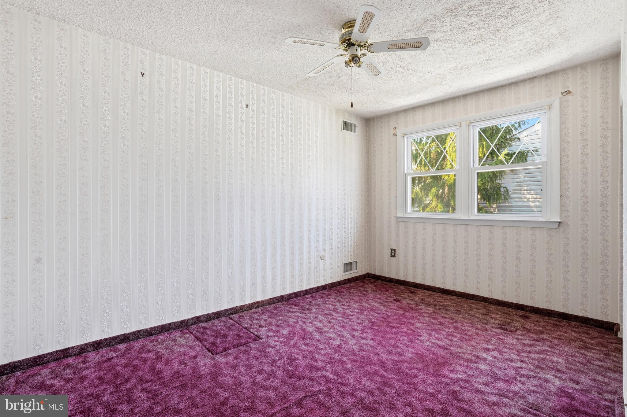 FEASTERVILLE - Residential