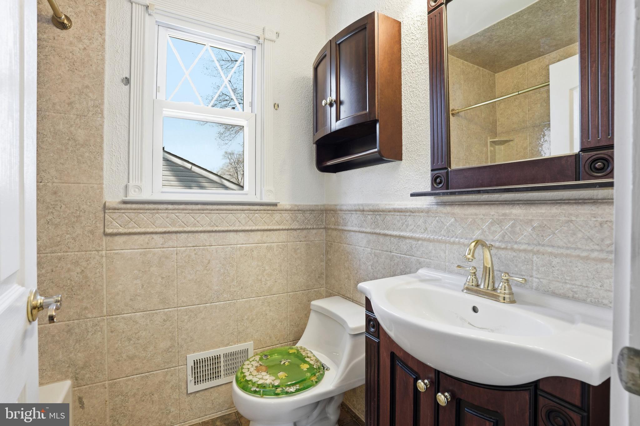 FEASTERVILLE - Residential