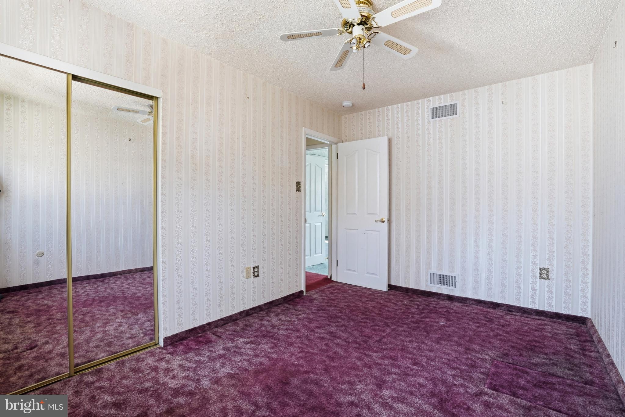 FEASTERVILLE - Residential