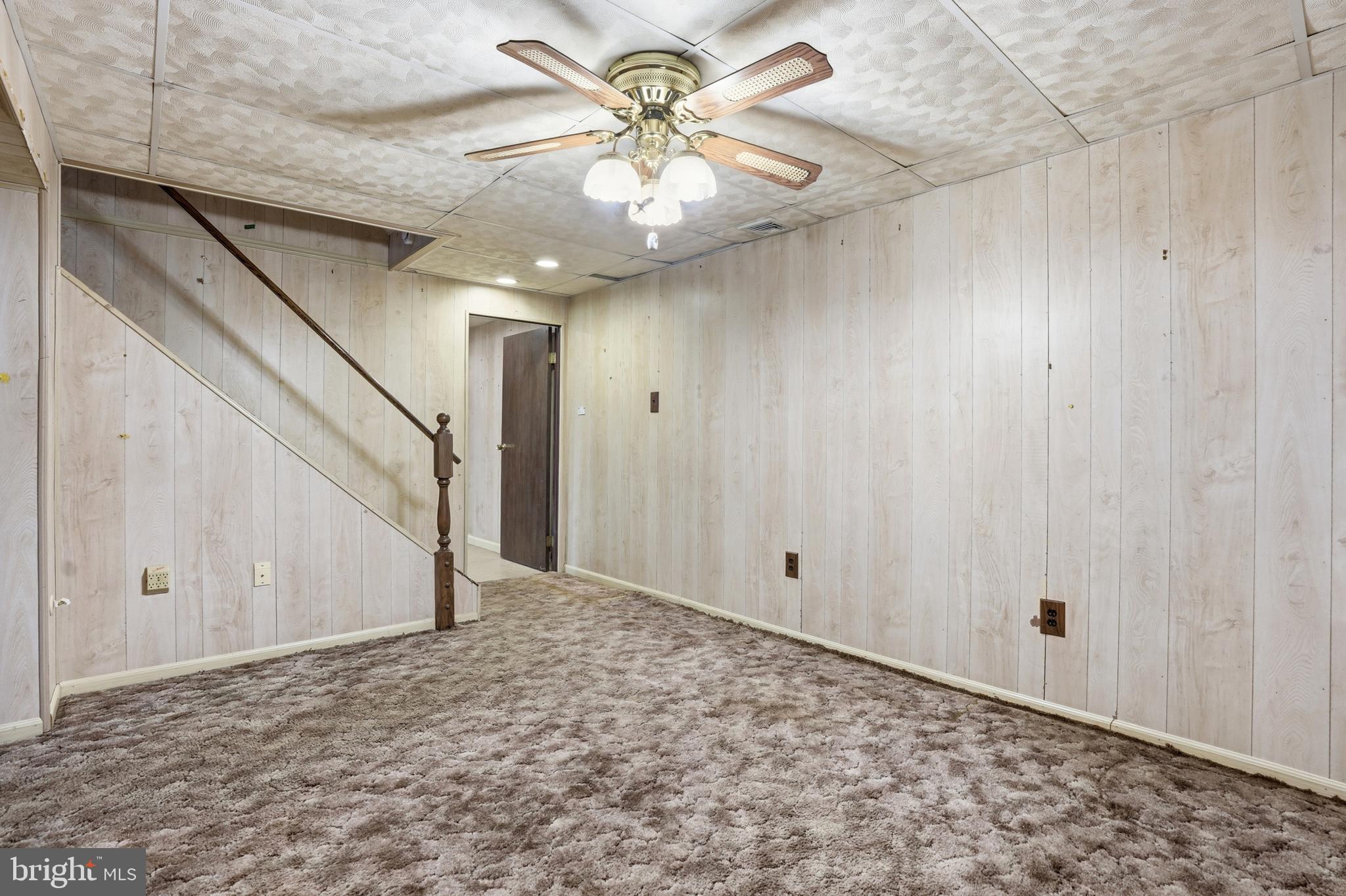 FEASTERVILLE - Residential