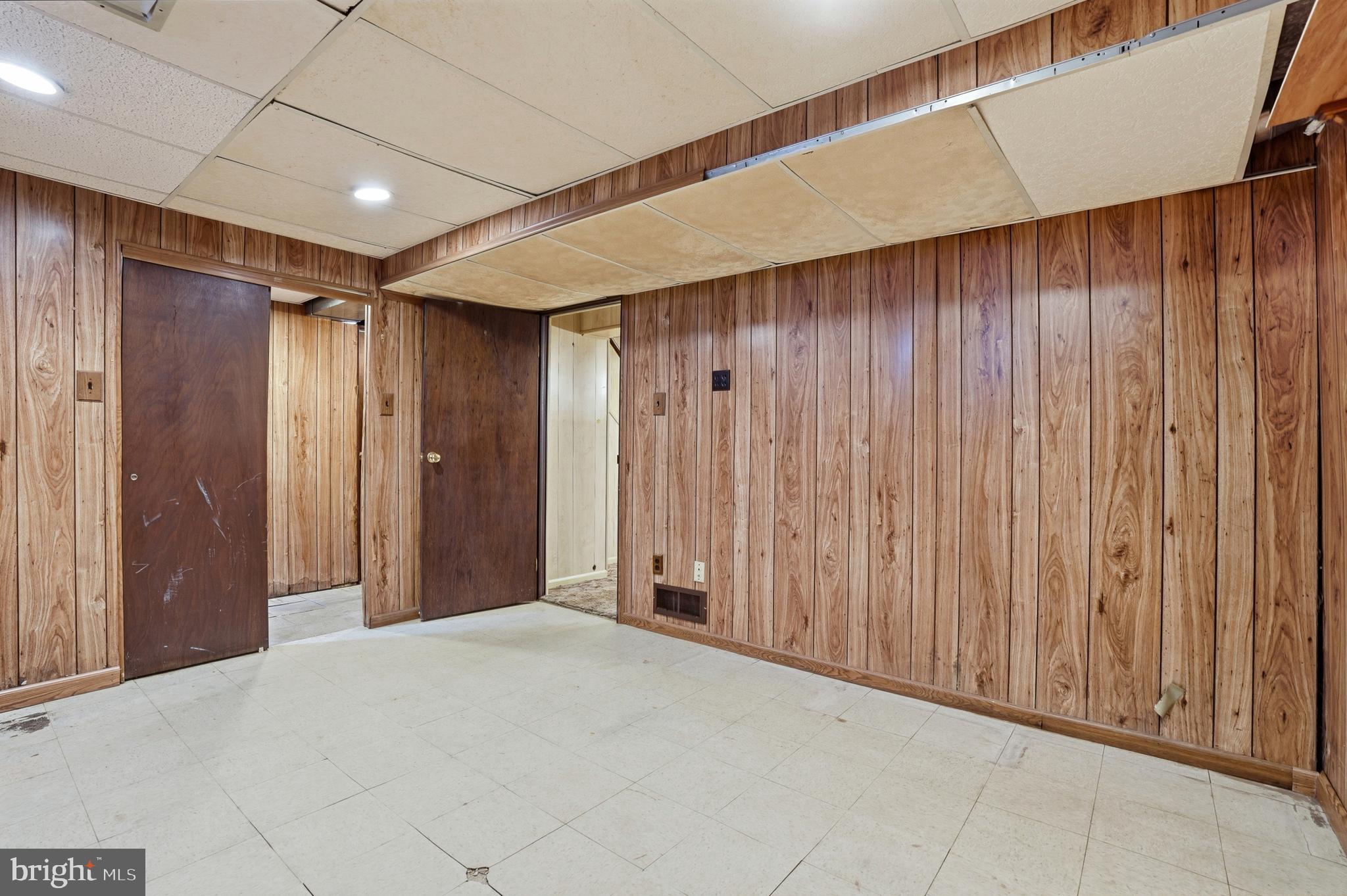 FEASTERVILLE - Residential