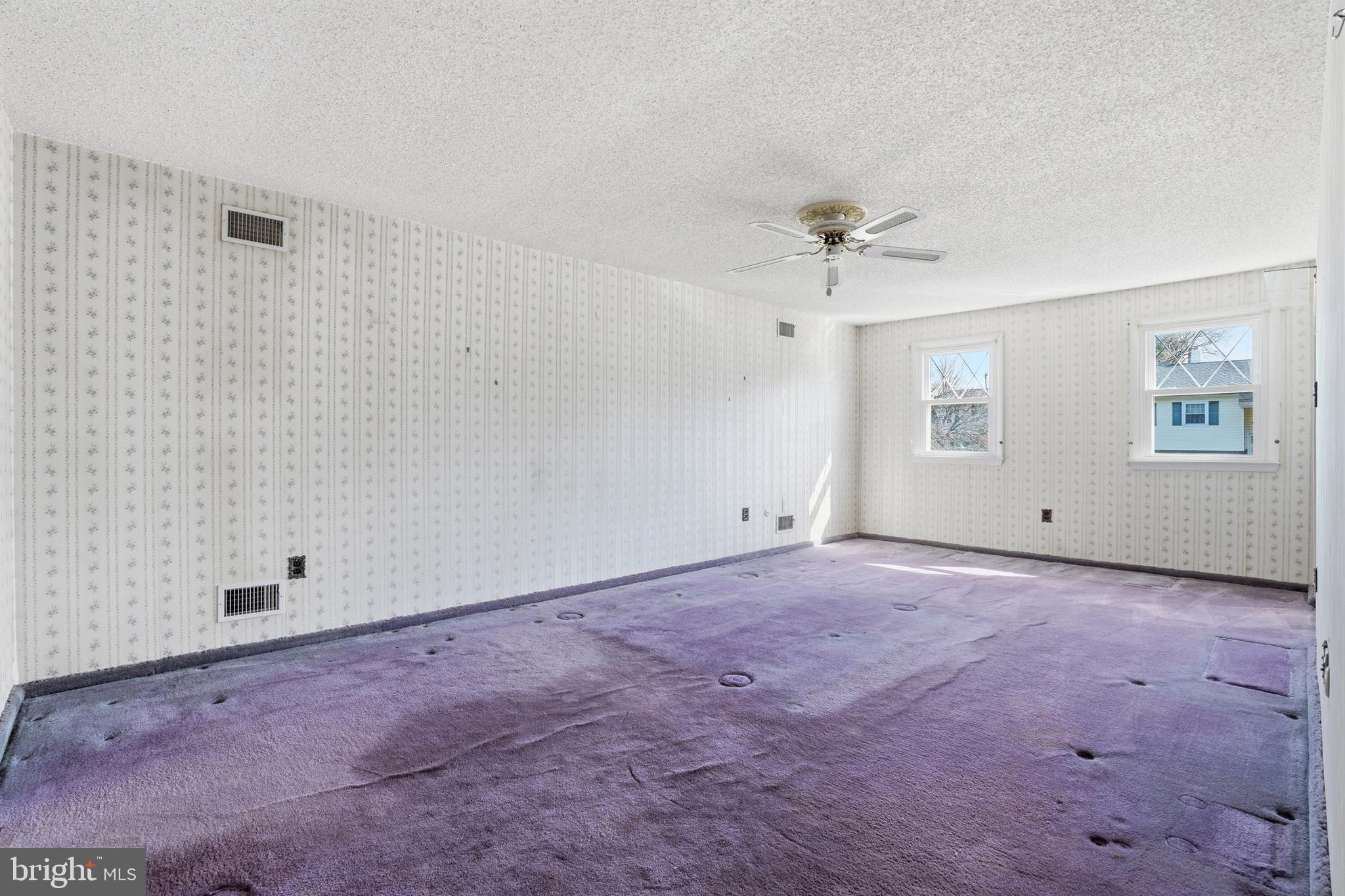 FEASTERVILLE - Residential