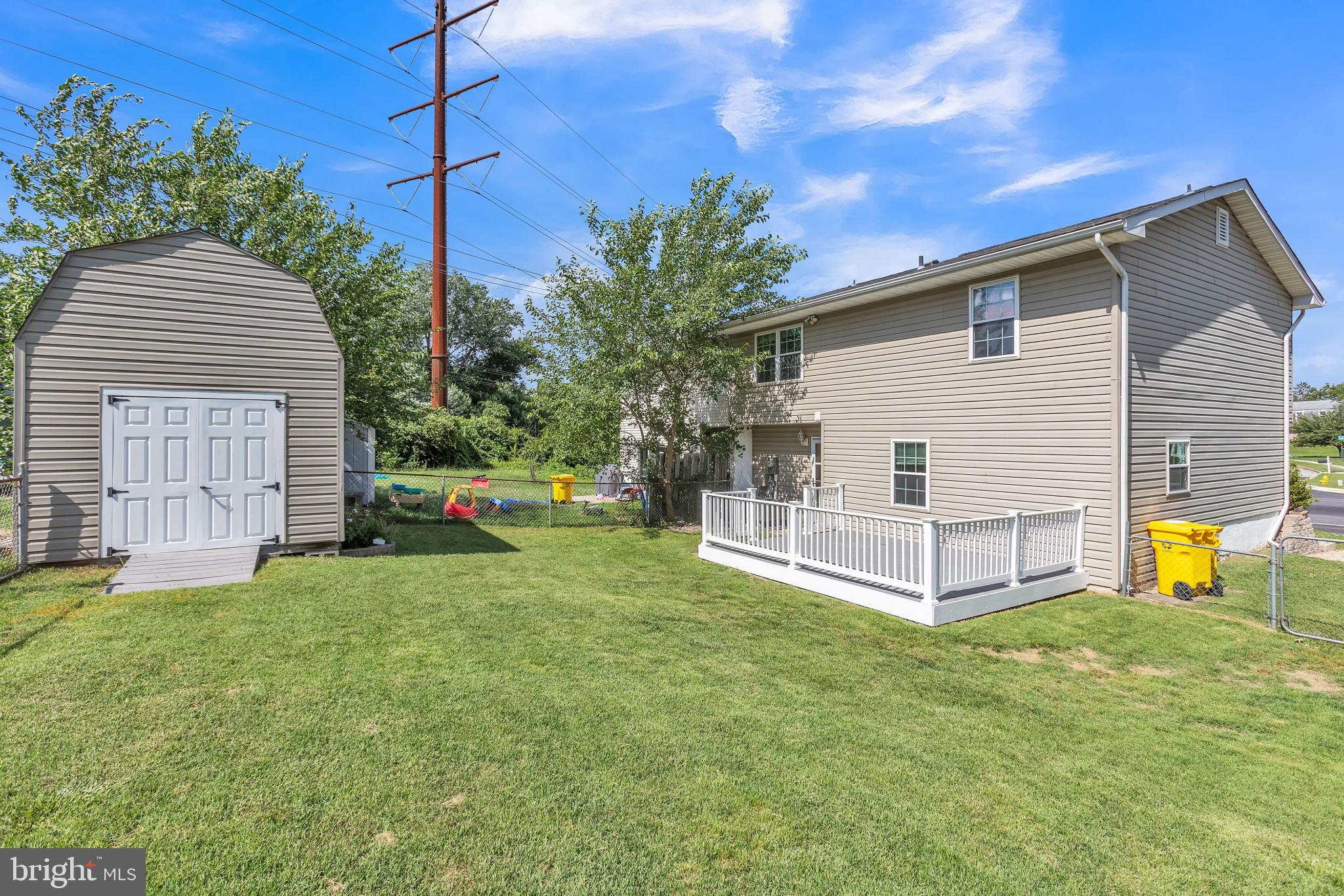 THE HIGHLANDS - Residential