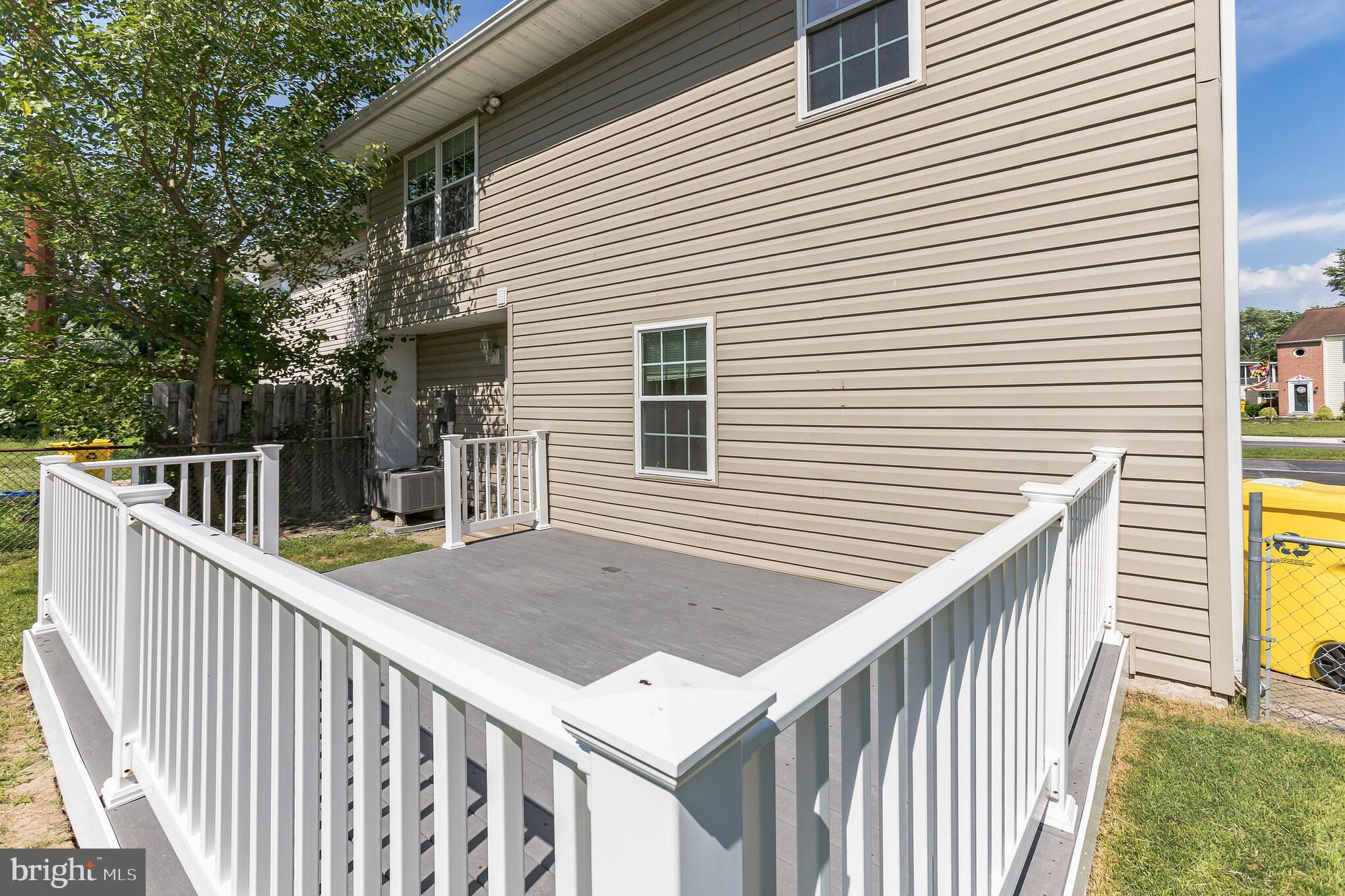 THE HIGHLANDS - Residential