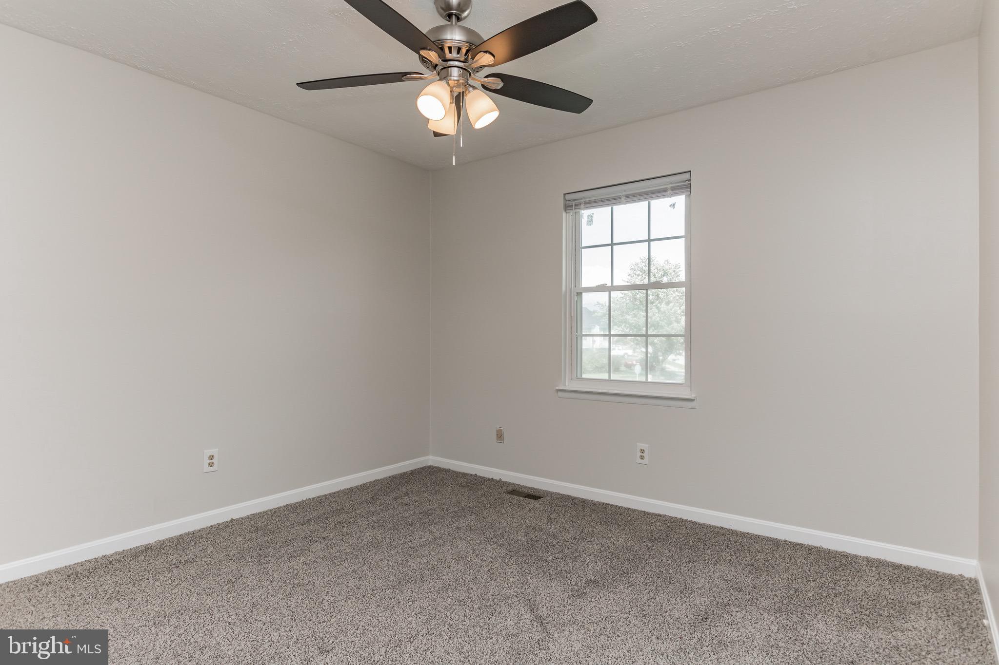 THE HIGHLANDS - Residential