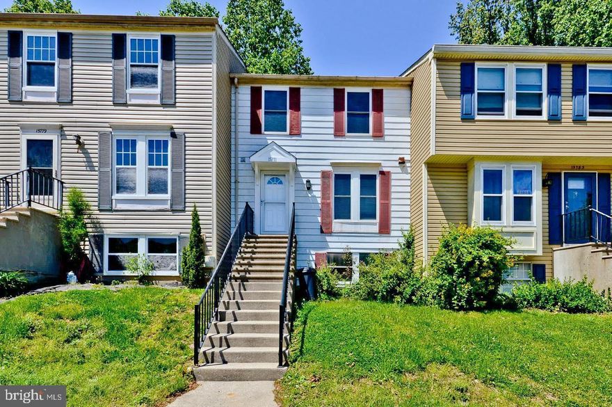 This colonial-style townhouse offers incredible potential to create your dream home or as an investment property.  Owner did some upgrades but still may need some TLC.   Step inside the front foyer with hardwood floors that open to a spacious living and dining area with fireplace, also finished in hardwoods.  Home has upgraded kitchen cabinet, tiled back splash and granite counter tops.    Two spacious bedrooms and a fully updated bathroom with tiled floors and tiled shower with bathtub. Renovated half bath on the main floor. There is also a spacious deck for outdoor entertainment!