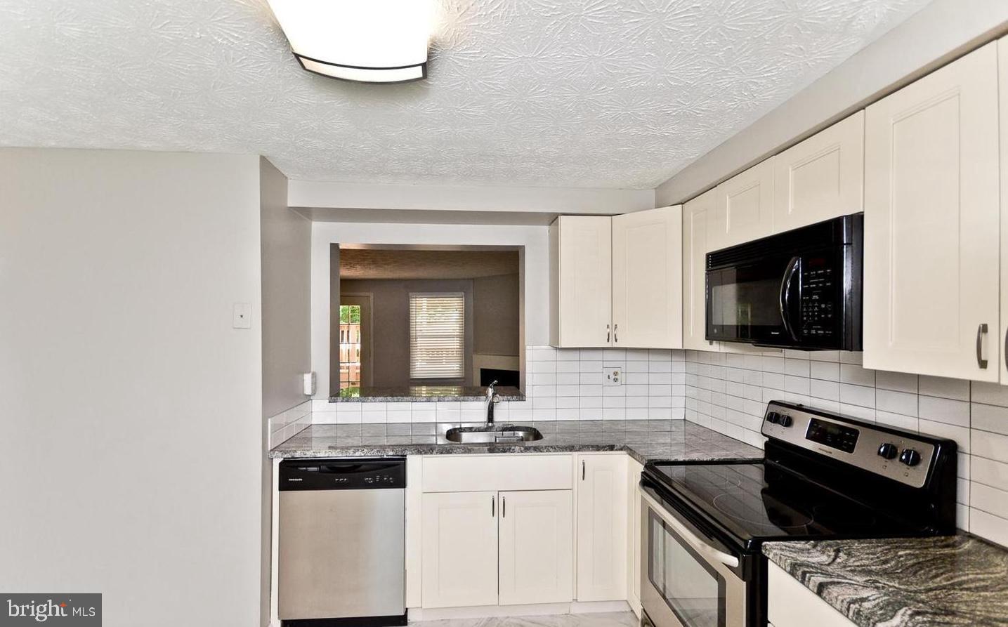 BIRCH RUN - Residential