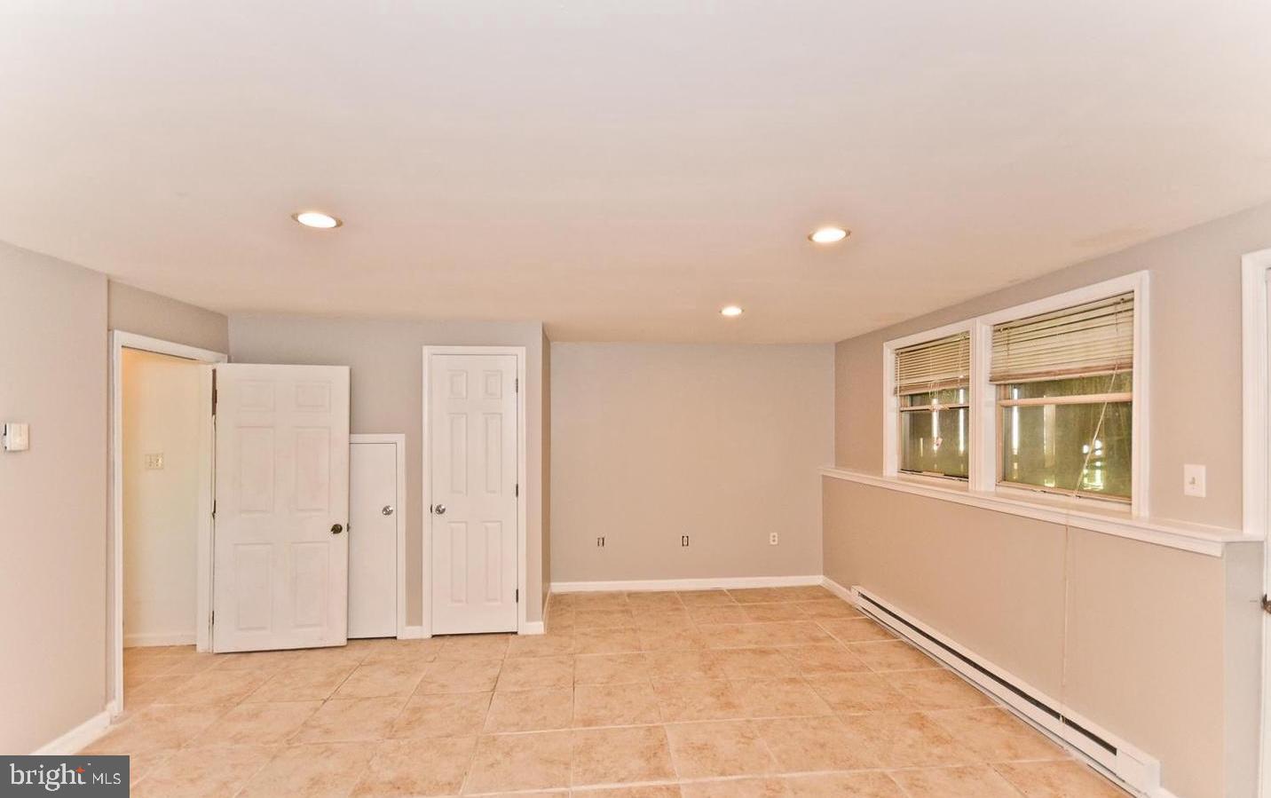 BIRCH RUN - Residential