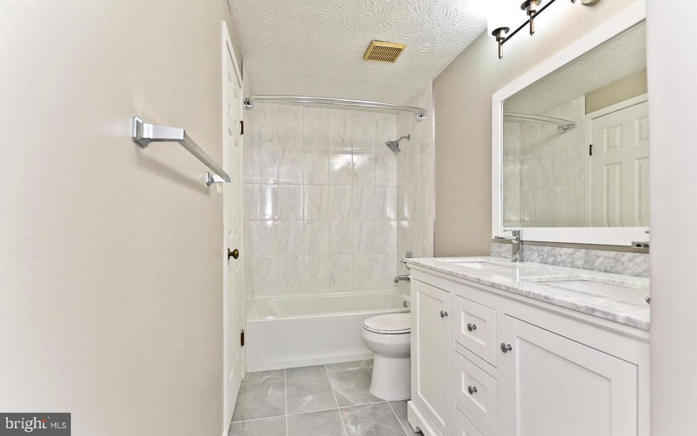 BIRCH RUN - Residential