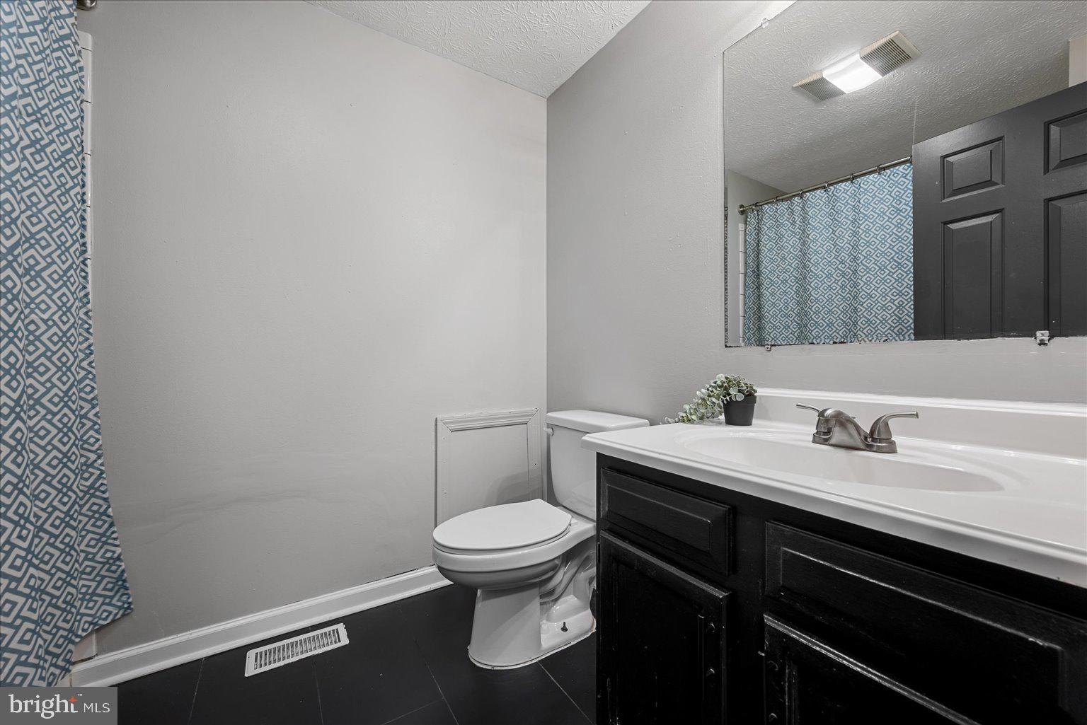 ROYAL VIEW ESTATES - Residential