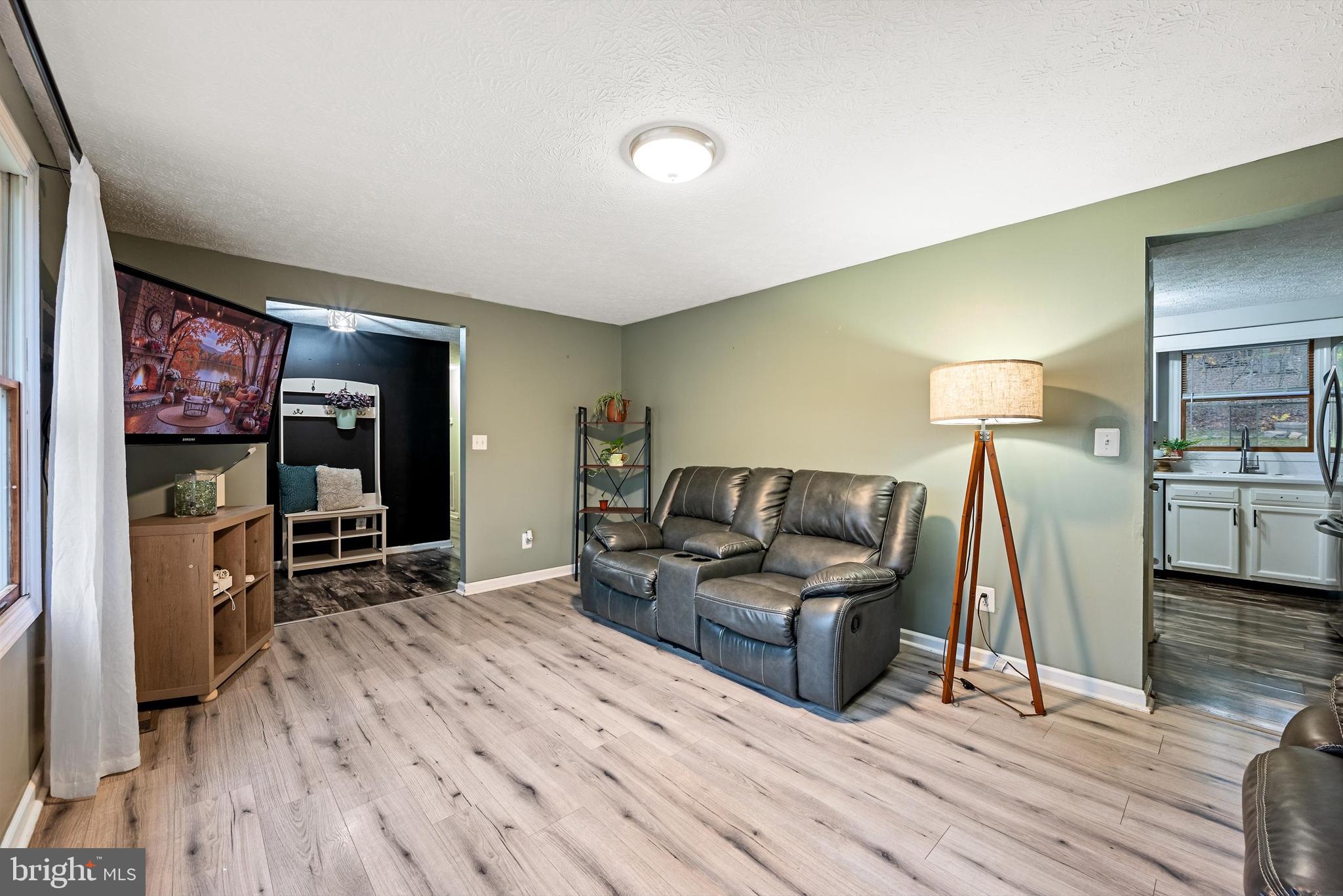 ROYAL VIEW ESTATES - Residential