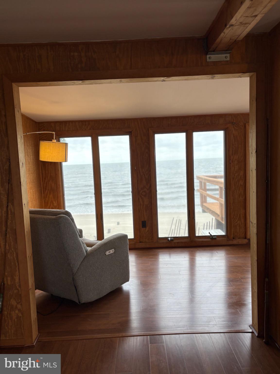 201 S SANDPIPER DRIVE