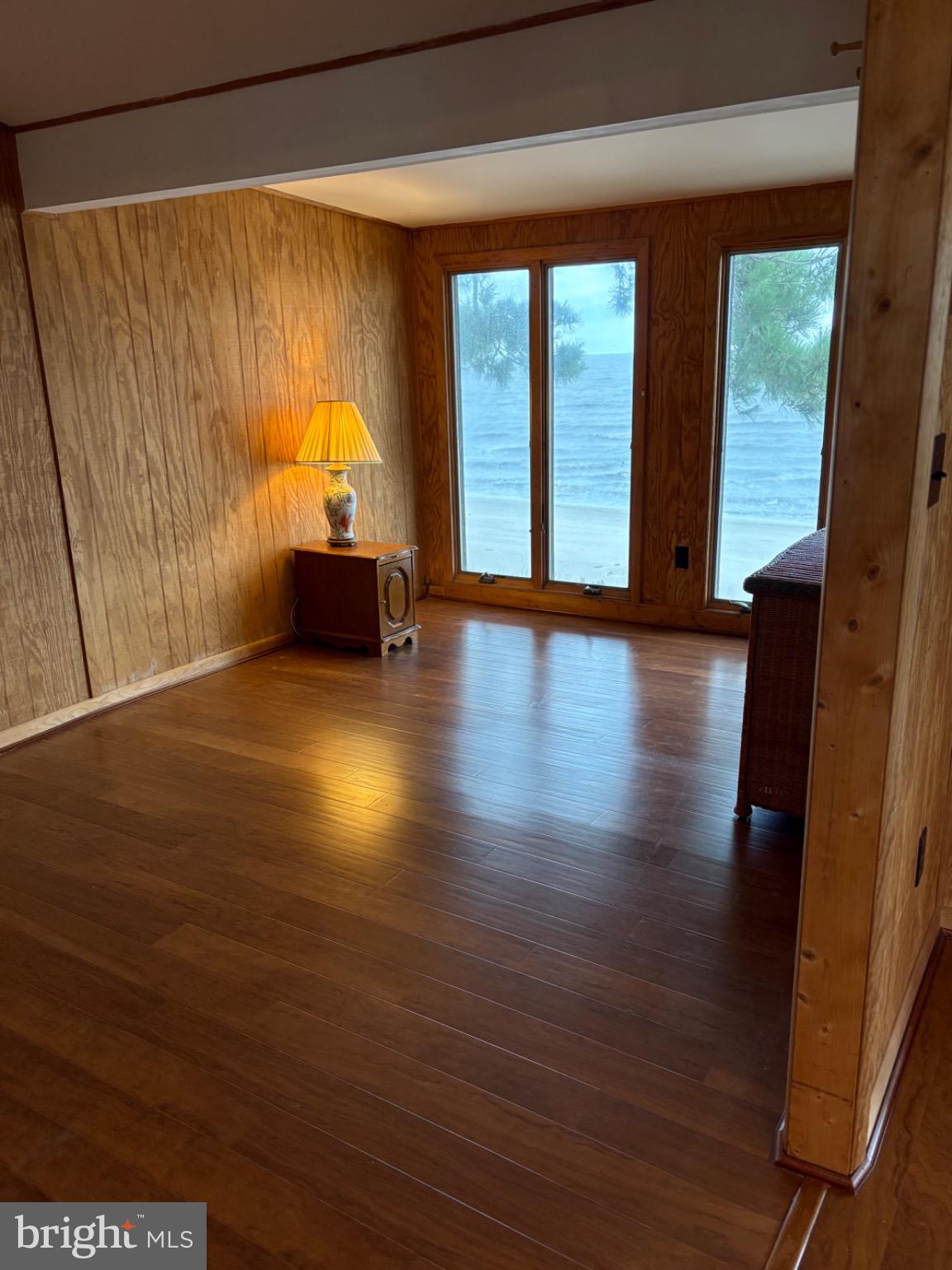 PICKERING BEACH - Residential