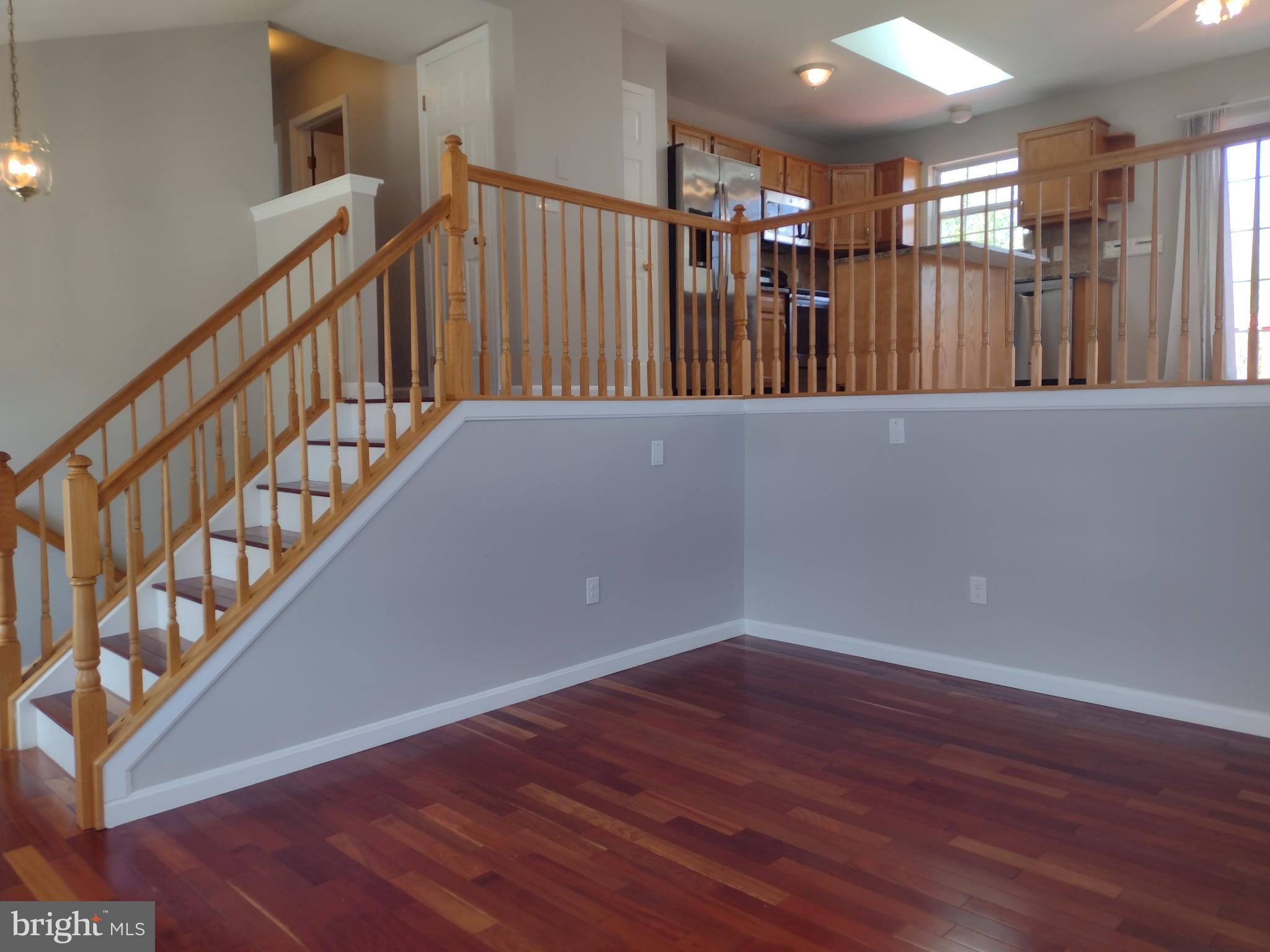 ROHE FARM - Residential Lease