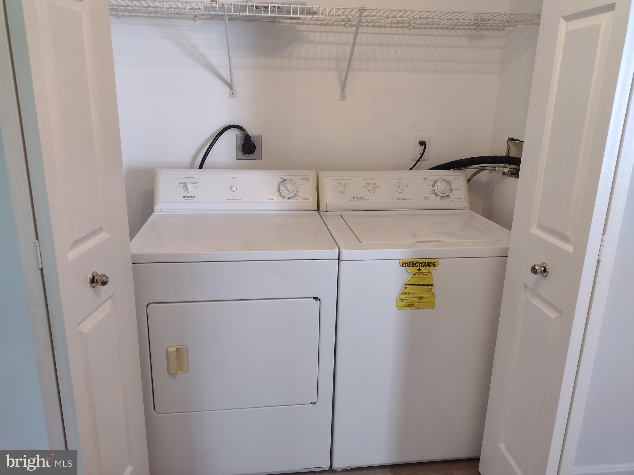 ROHE FARM - Residential Lease