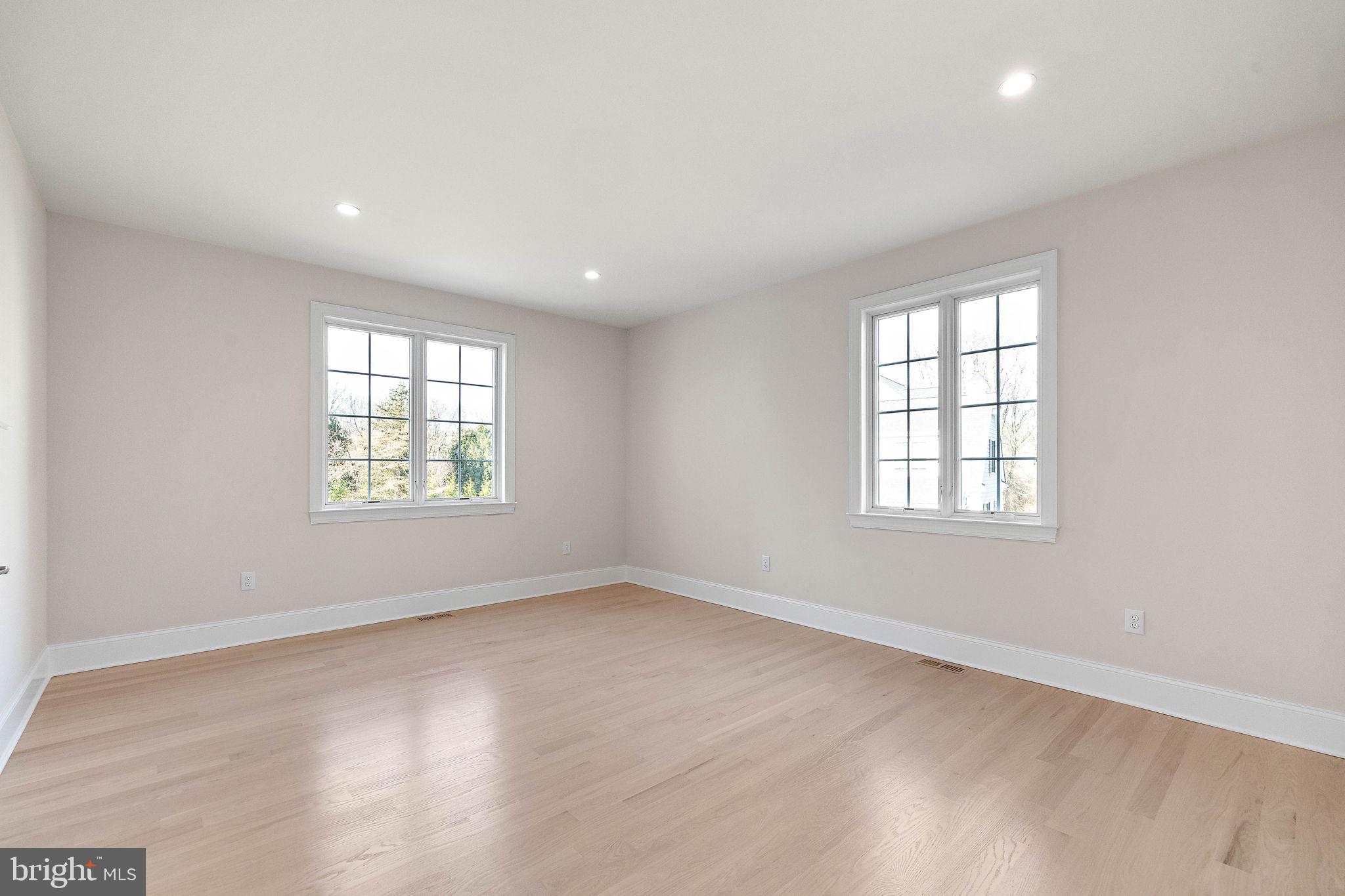 THE WOODS AT ROSE TREE - Residential