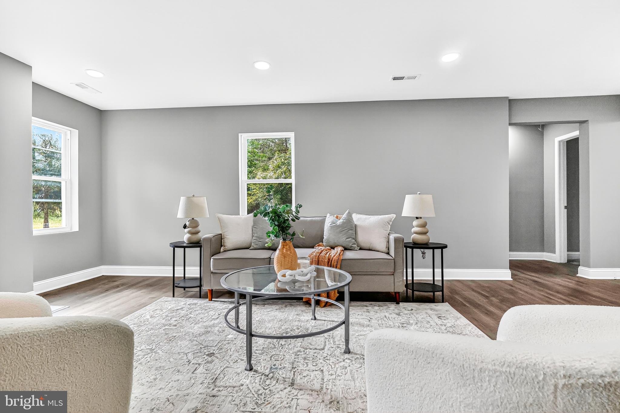 FARMINGTON ROAD - Residential