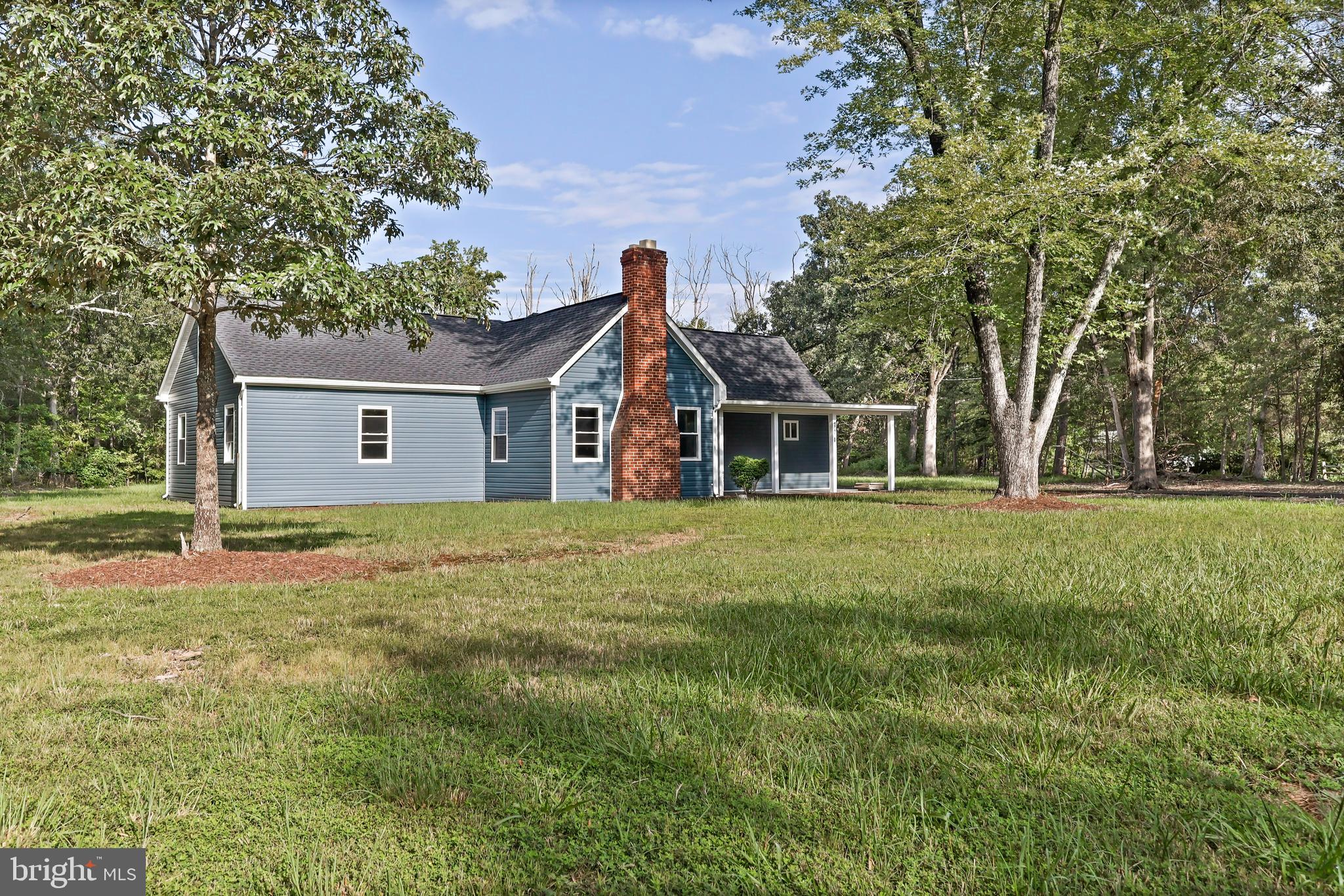 FARMINGTON ROAD - Residential