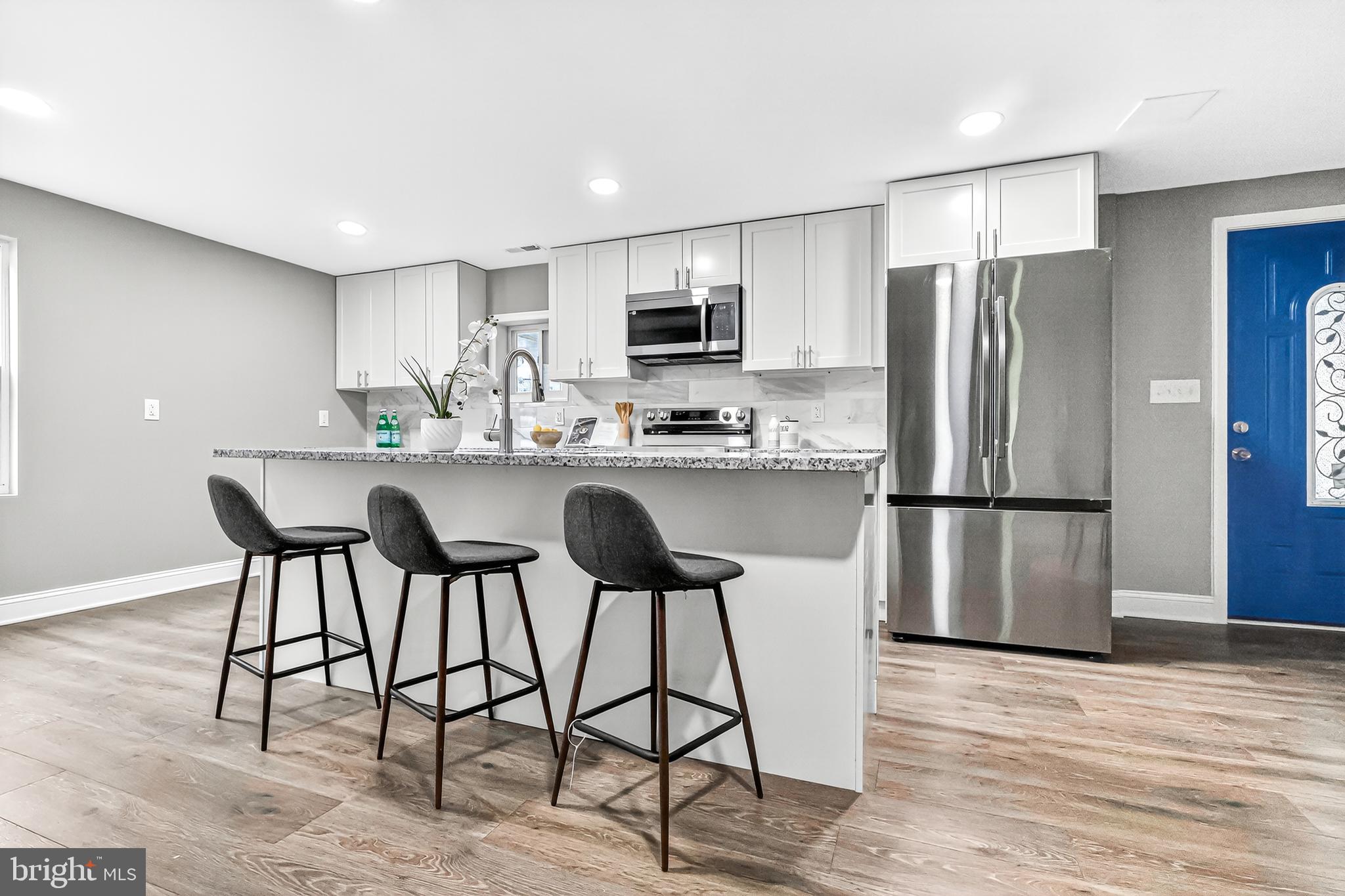 FARMINGTON ROAD - Residential