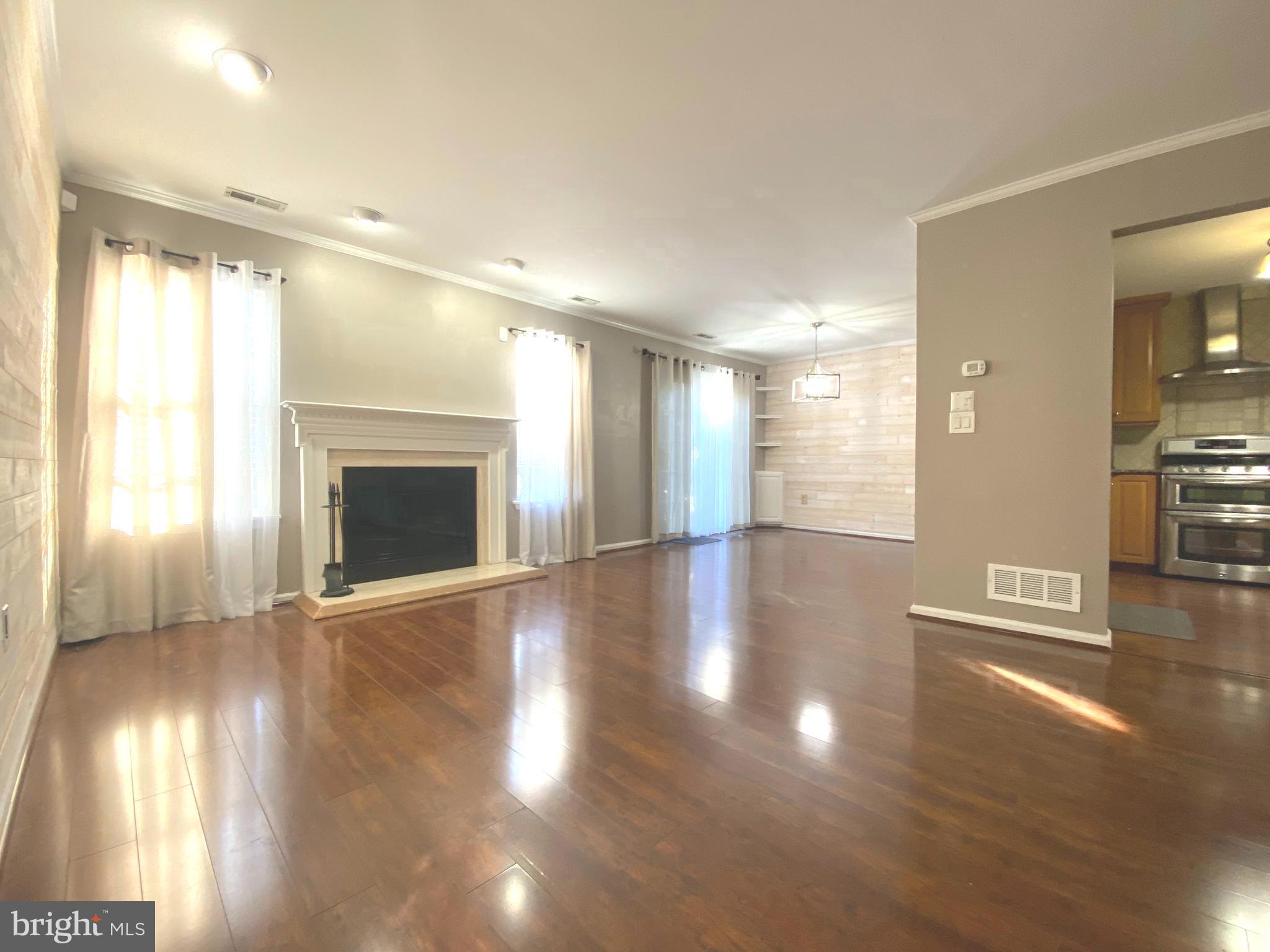 NEWTOWN GRANT - Residential Lease