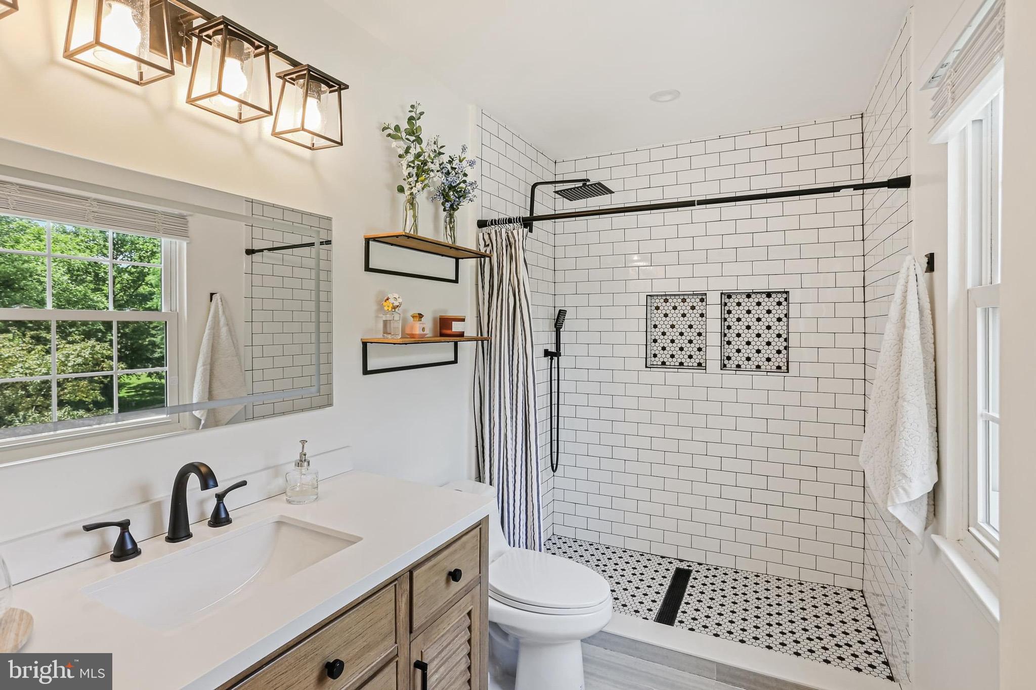 VILLAGE OF LONG REACH - Residential