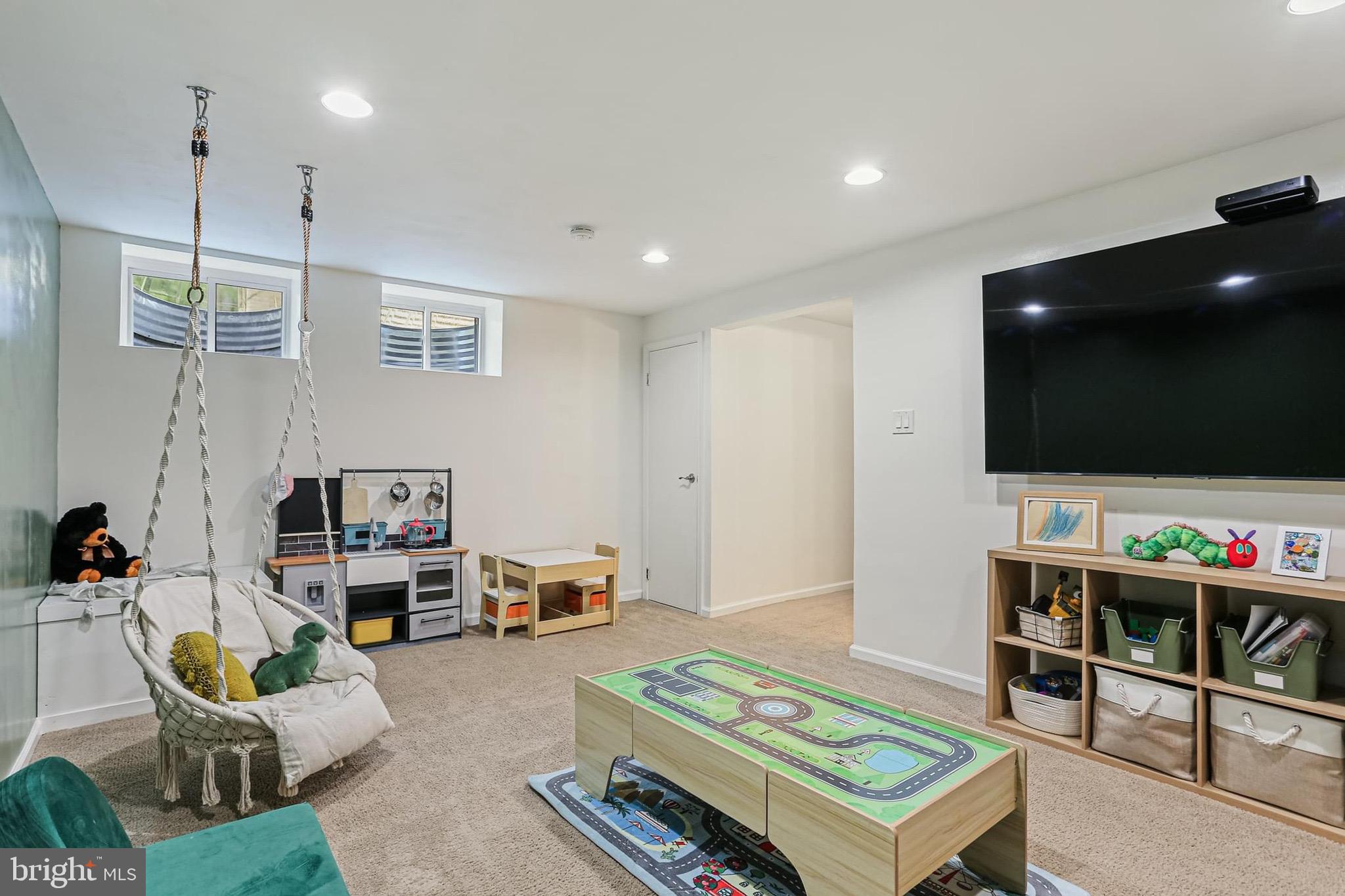 VILLAGE OF LONG REACH - Residential