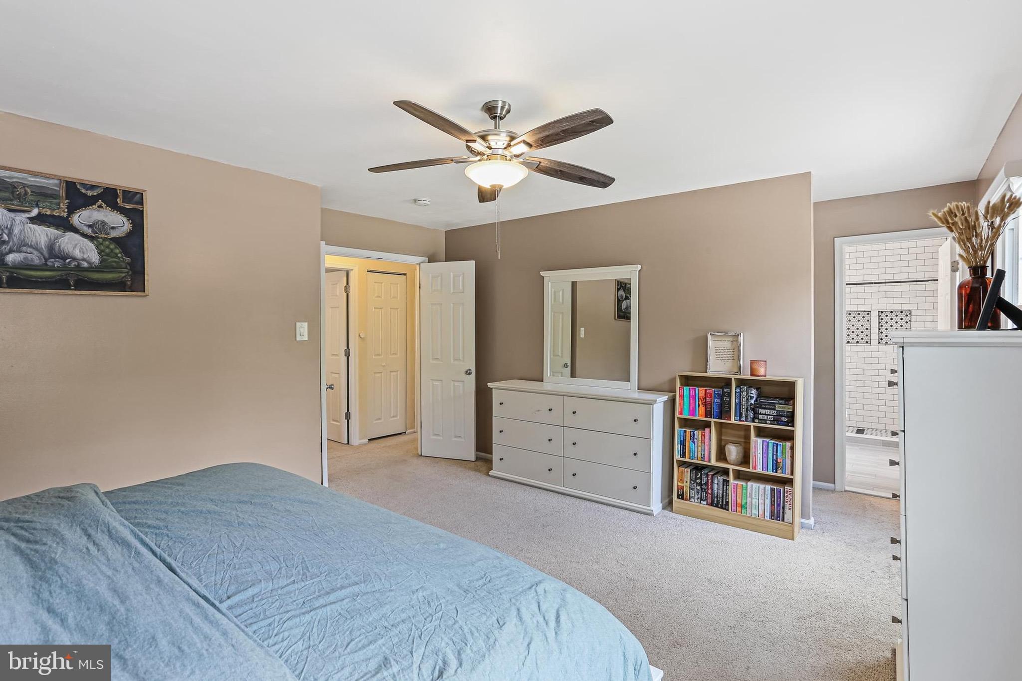 VILLAGE OF LONG REACH - Residential