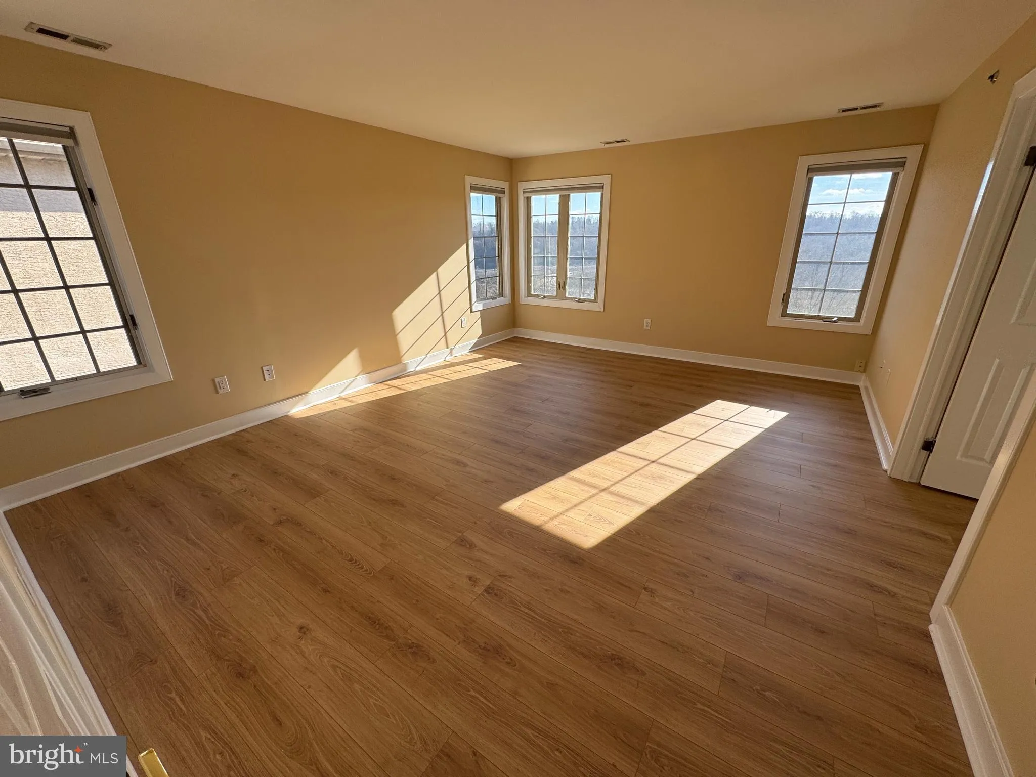 Conshohocken, Pennsylvania 19428, United States, 3 Bedrooms Bedrooms, ,4 BathroomsBathrooms,Residential,Active,49967