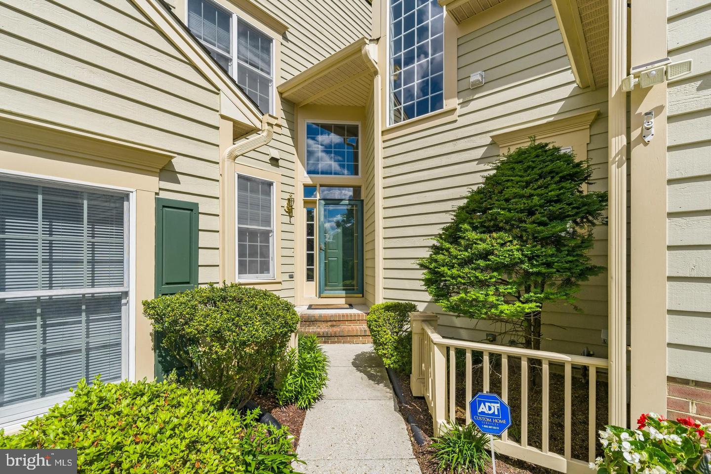 5177 HARPERS FARM ROAD
