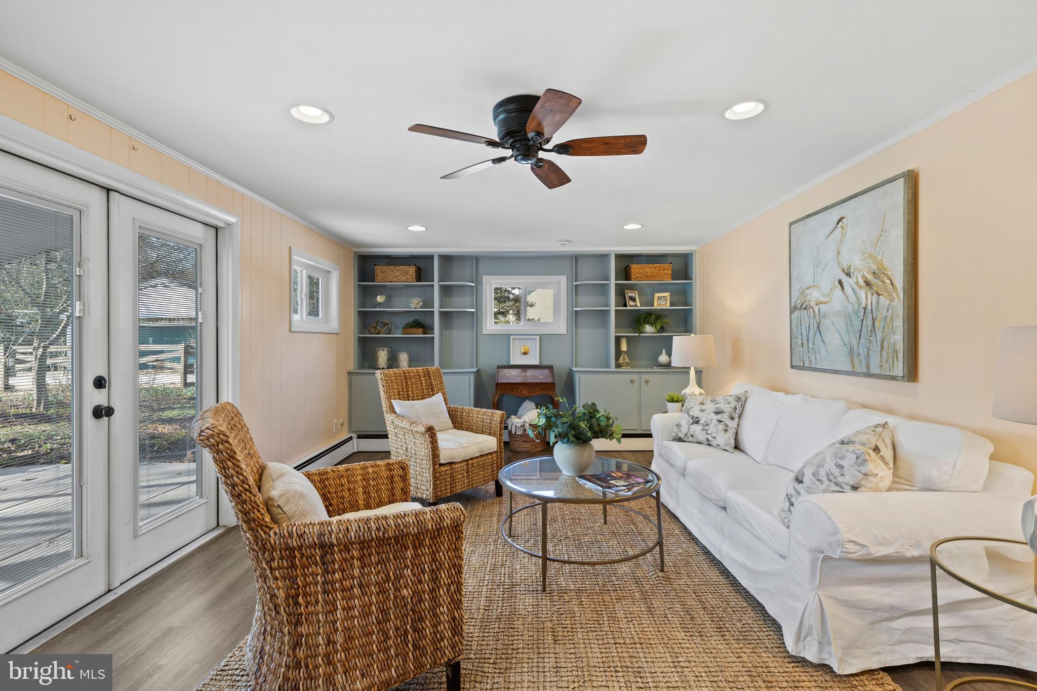 OLDE SEVERNA PARK - Residential