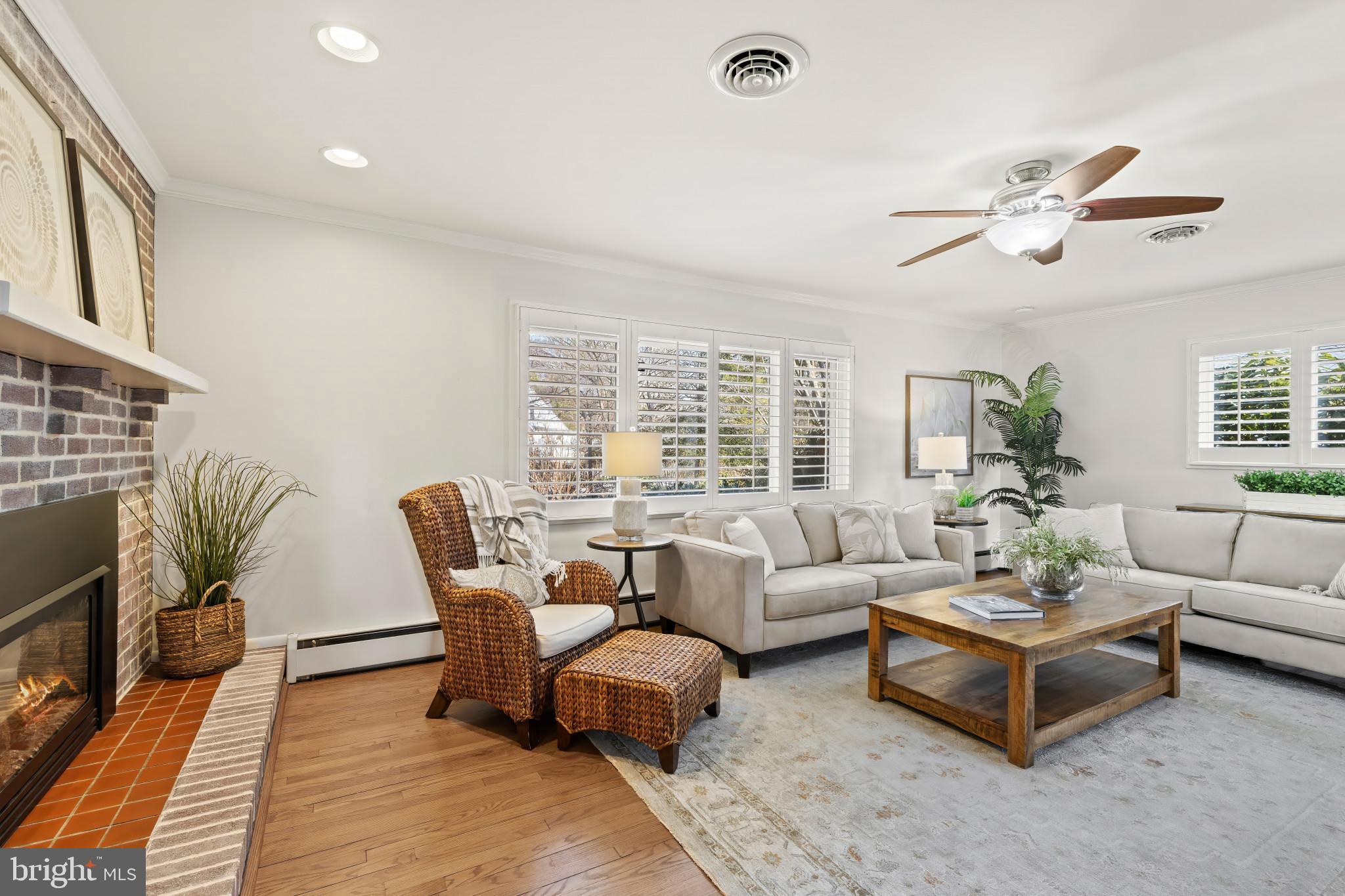 OLDE SEVERNA PARK - Residential