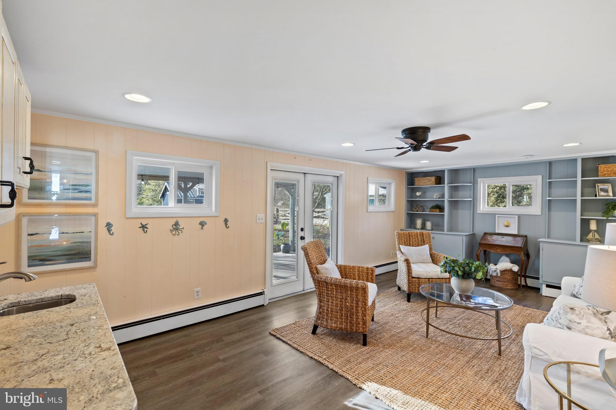 OLDE SEVERNA PARK - Residential