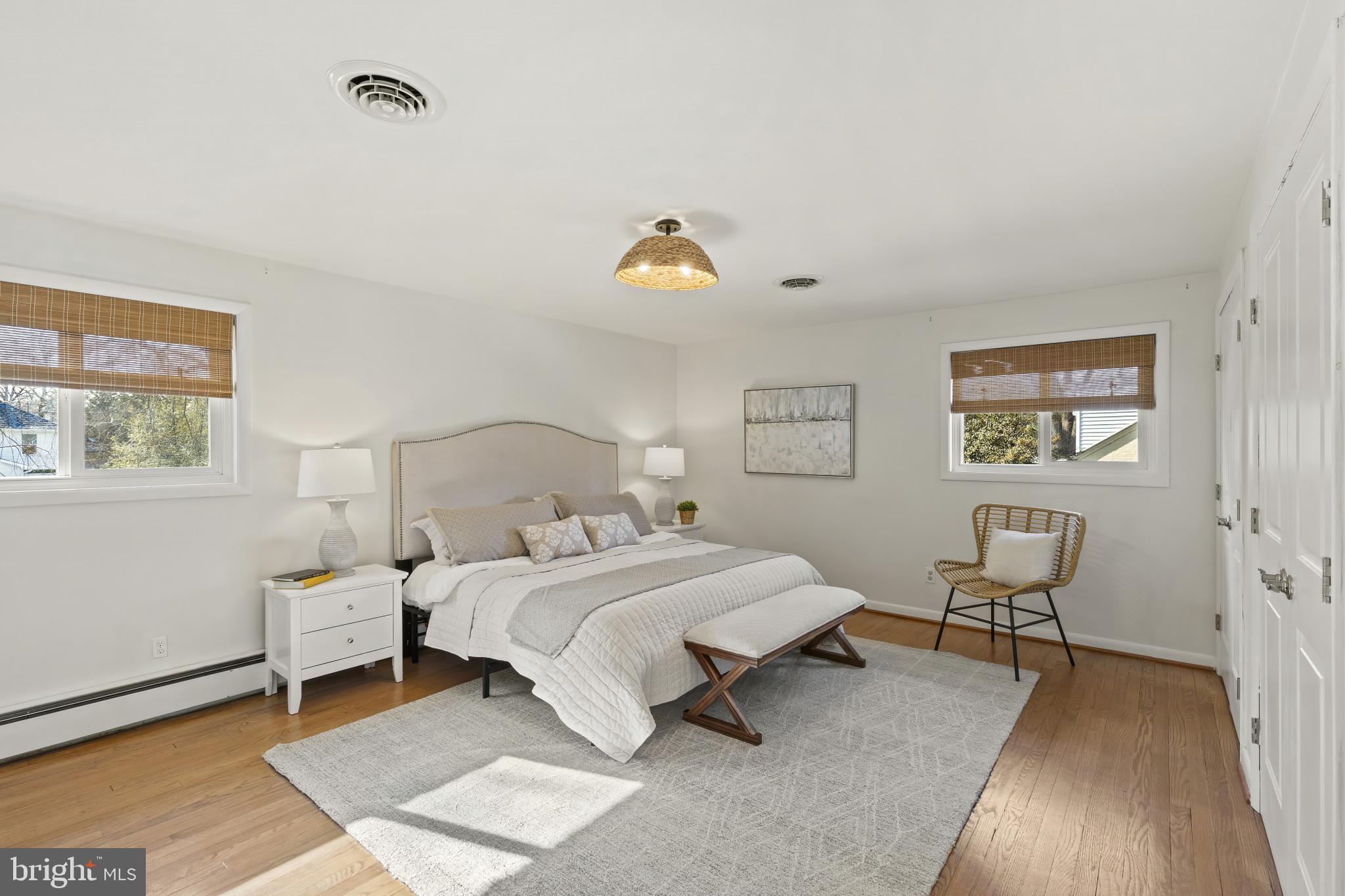 OLDE SEVERNA PARK - Residential