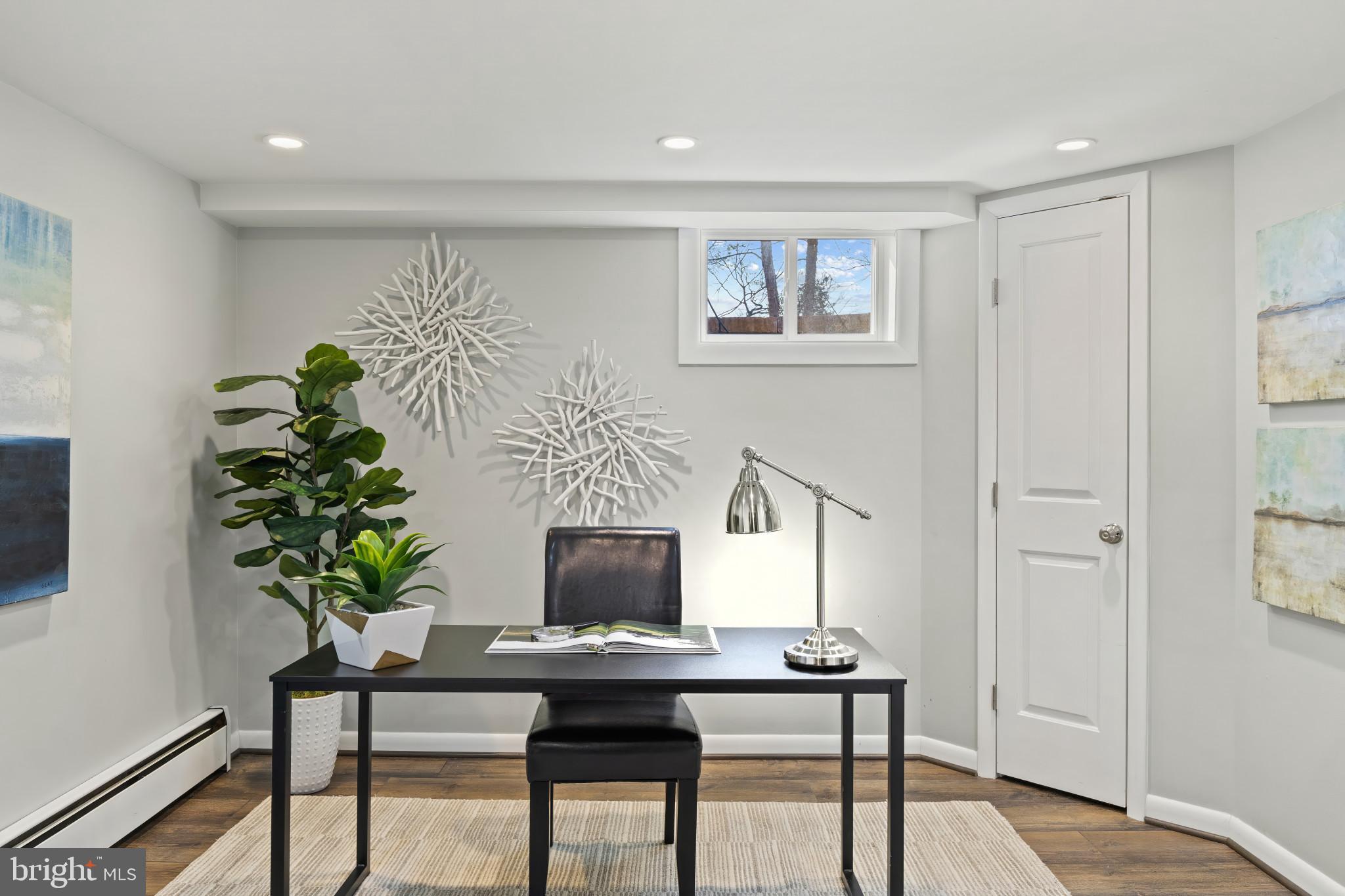 OLDE SEVERNA PARK - Residential