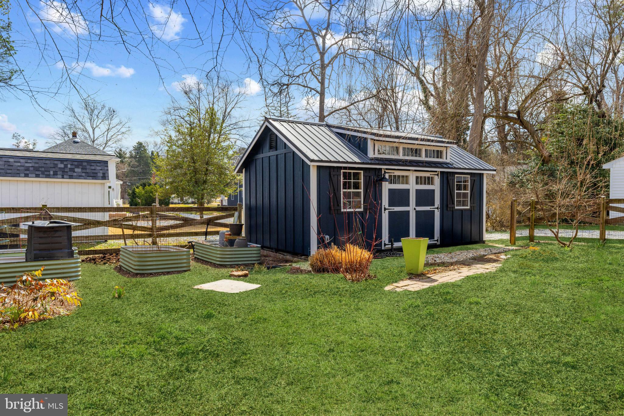 OLDE SEVERNA PARK - Residential