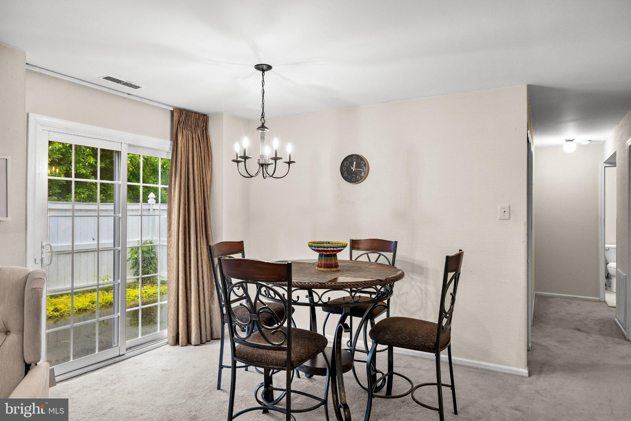 ROSE HOLLOW - Residential