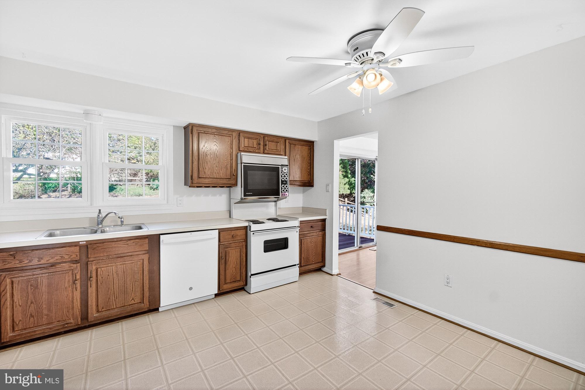 CASHELL MANOR - Residential