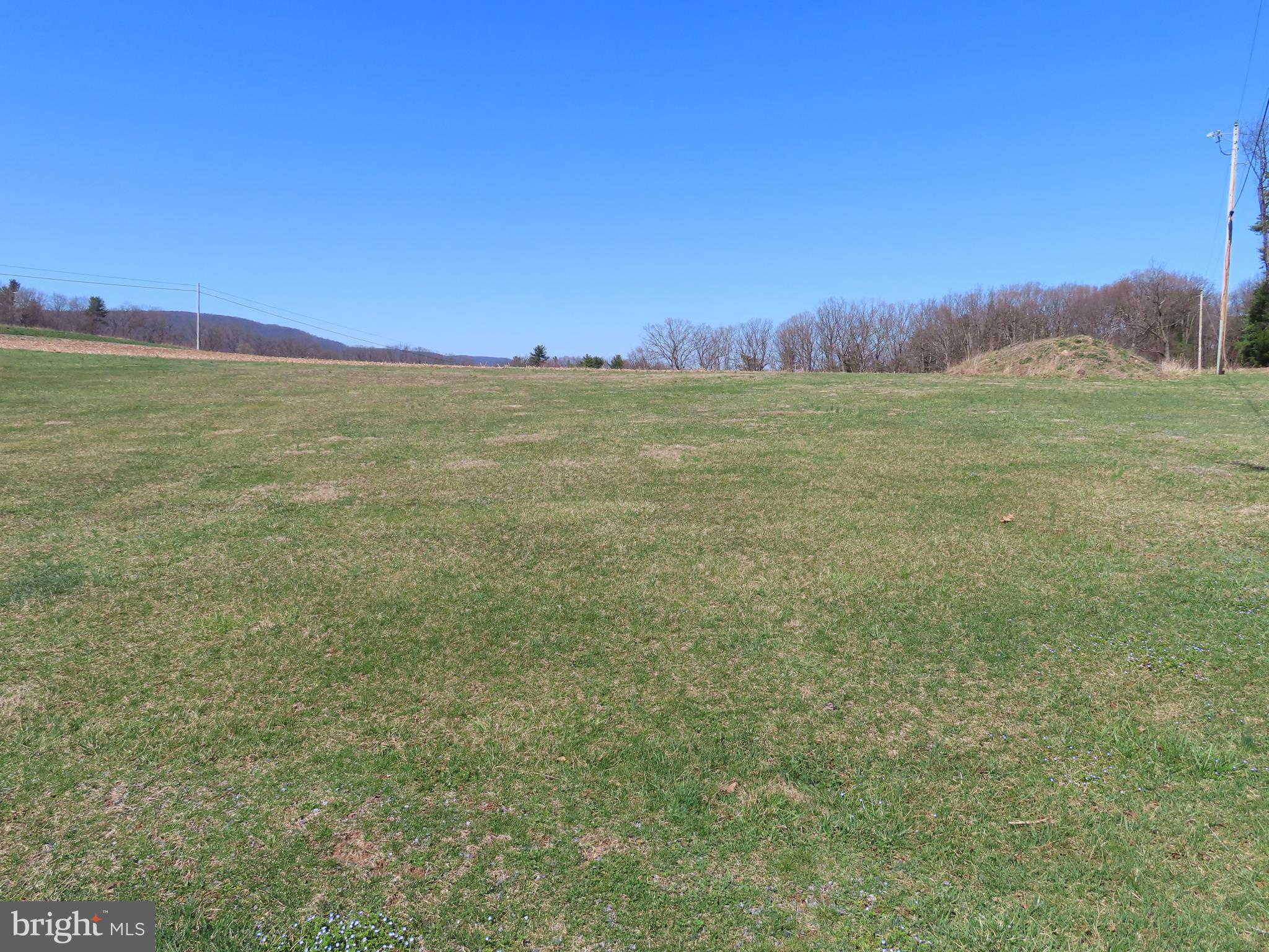 SCHOOL HOUSE VILLAGE - Land